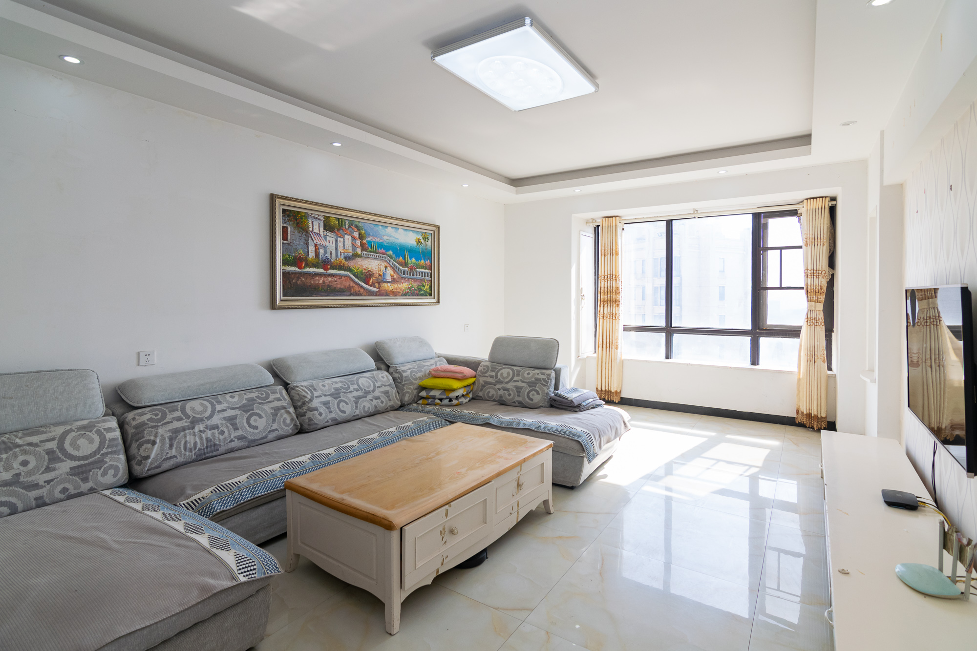 湖南报业文化城(米地亚家园)  4室2厅2卫    96.1万 湖南报业文化城(米地亚家园)  4室2厅2卫    96.1万客厅