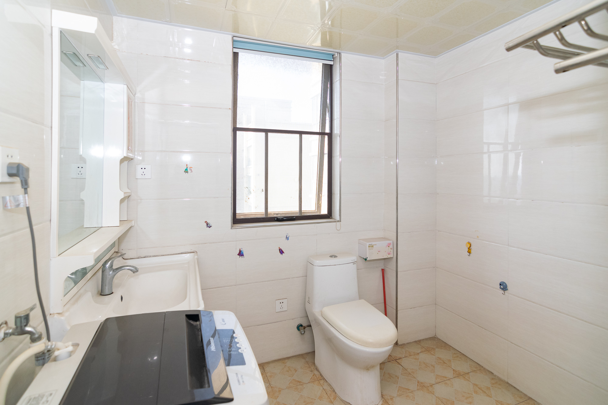 湖南报业文化城(米地亚家园)  4室2厅2卫    96.1万 湖南报业文化城(米地亚家园)  4室2厅2卫    96.1万卫生间