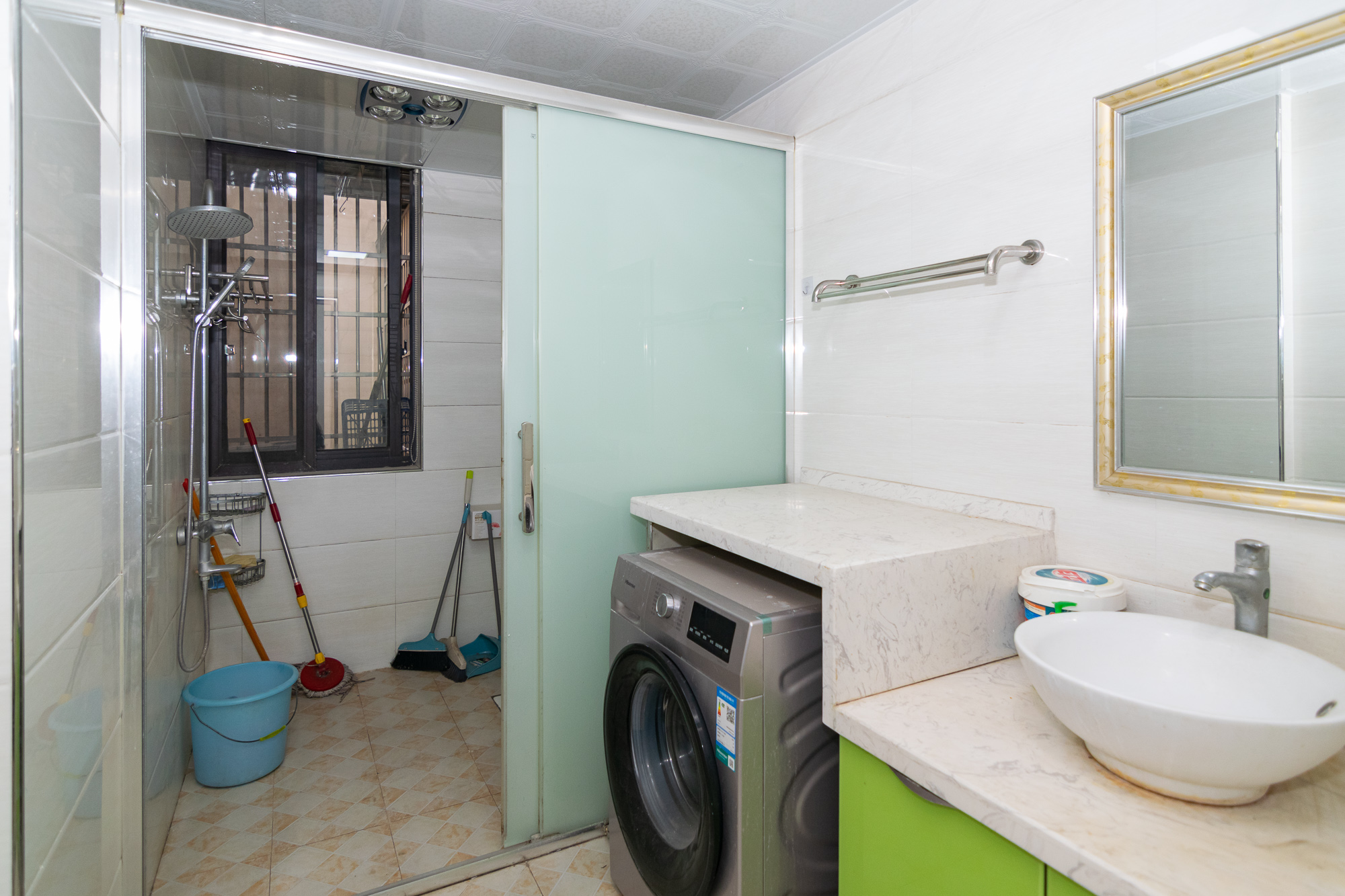 湖南报业文化城(米地亚家园)  4室2厅2卫    96.1万 湖南报业文化城(米地亚家园)  4室2厅2卫    96.1万卫生间