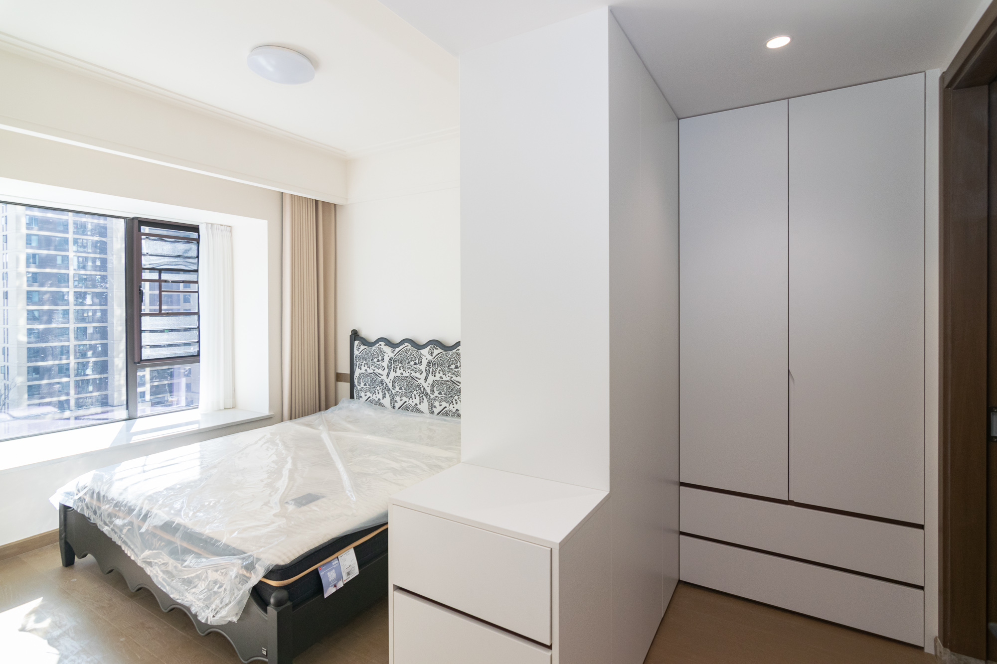 阳光城联利悦澜府  2室2厅1卫    120.0万 阳光城联利悦澜府  2室2厅1卫    120.0万卧室