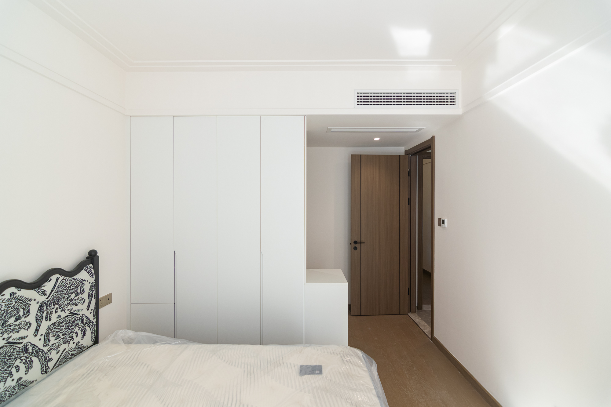 阳光城联利悦澜府  2室2厅1卫    120.0万 阳光城联利悦澜府  2室2厅1卫    120.0万卧室