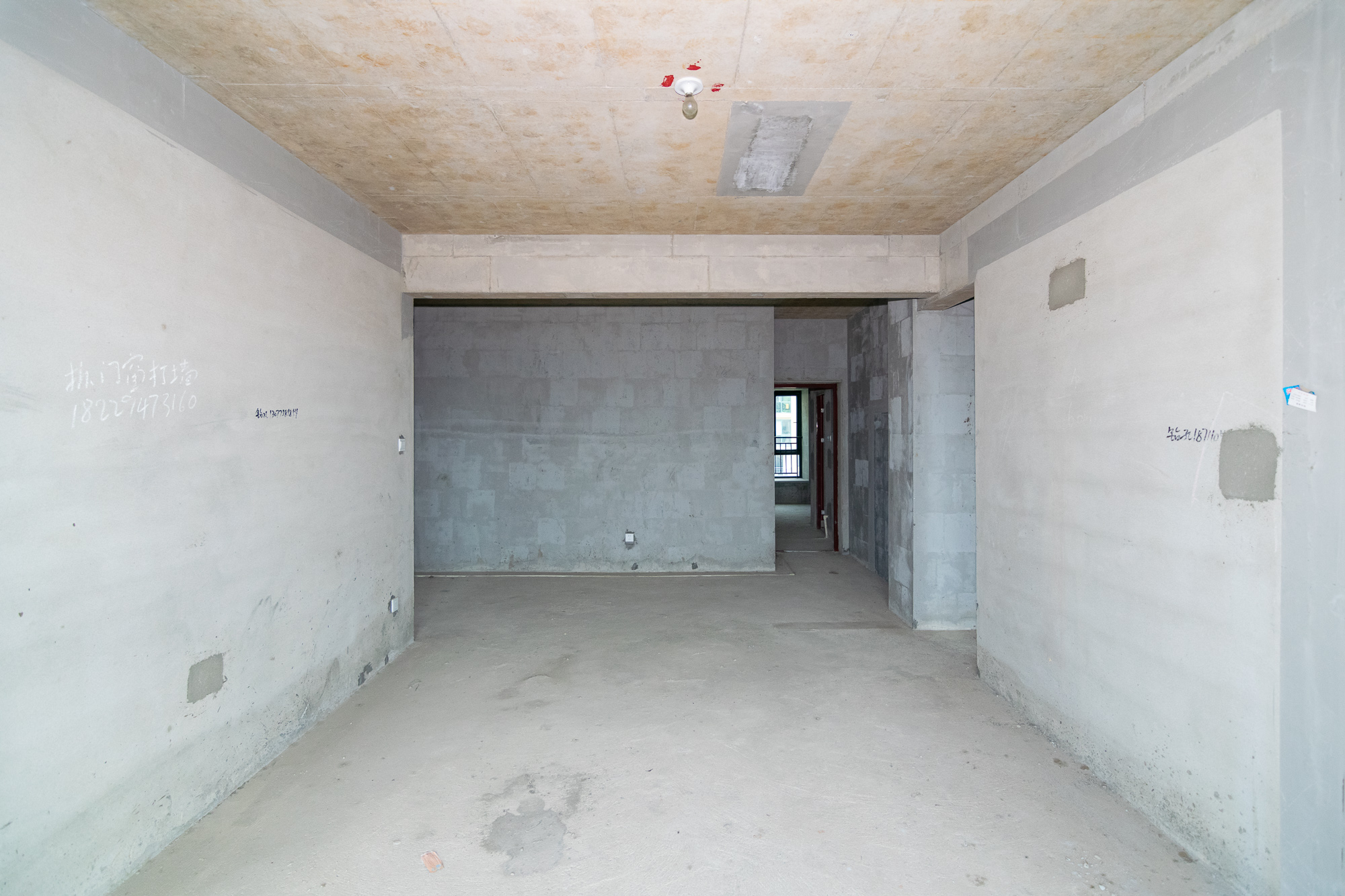 富基世纪公园 3室2厅2卫 58.0万 富基世纪公园 3室2厅2卫 58.0万客厅