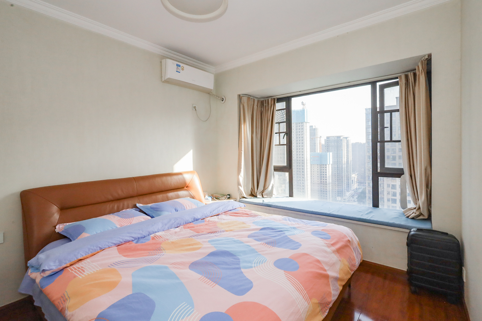 钰龙天下二期(钰龙佳园)  2室2厅1卫    180.0万 钰龙天下二期(钰龙佳园)  2室2厅1卫    180.0万卧室