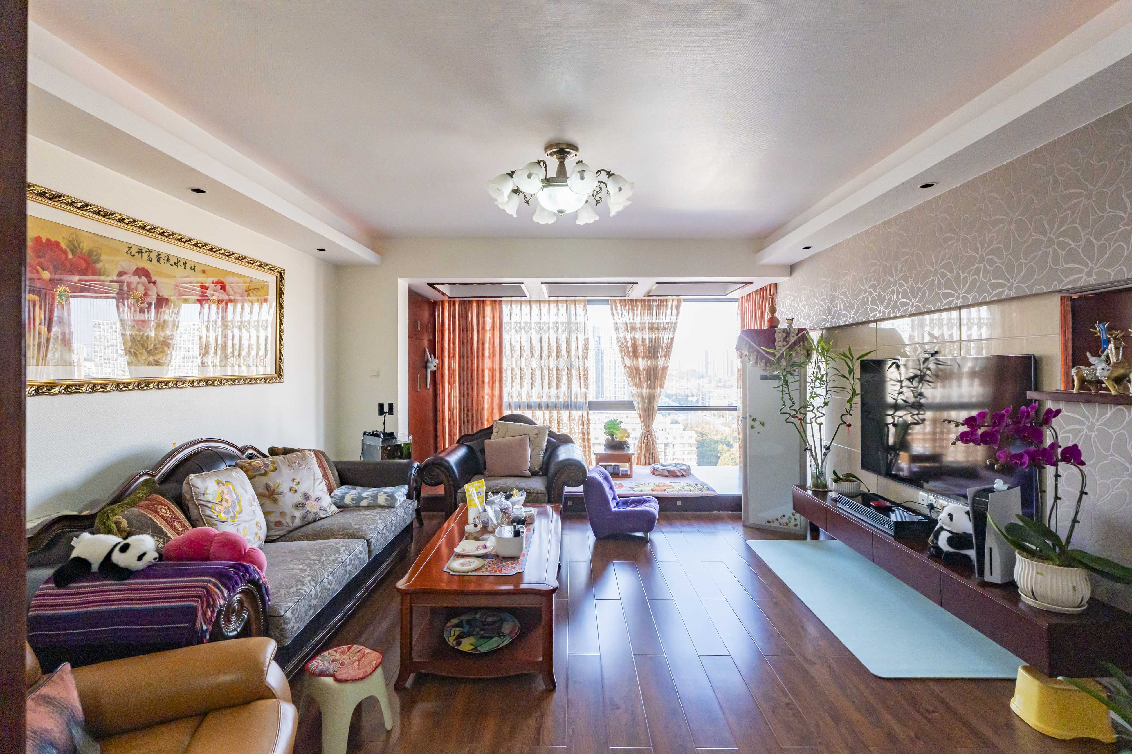 香樟雅郡  4室2厅2卫    155.0万 香樟雅郡  4室2厅2卫    155.0万客厅