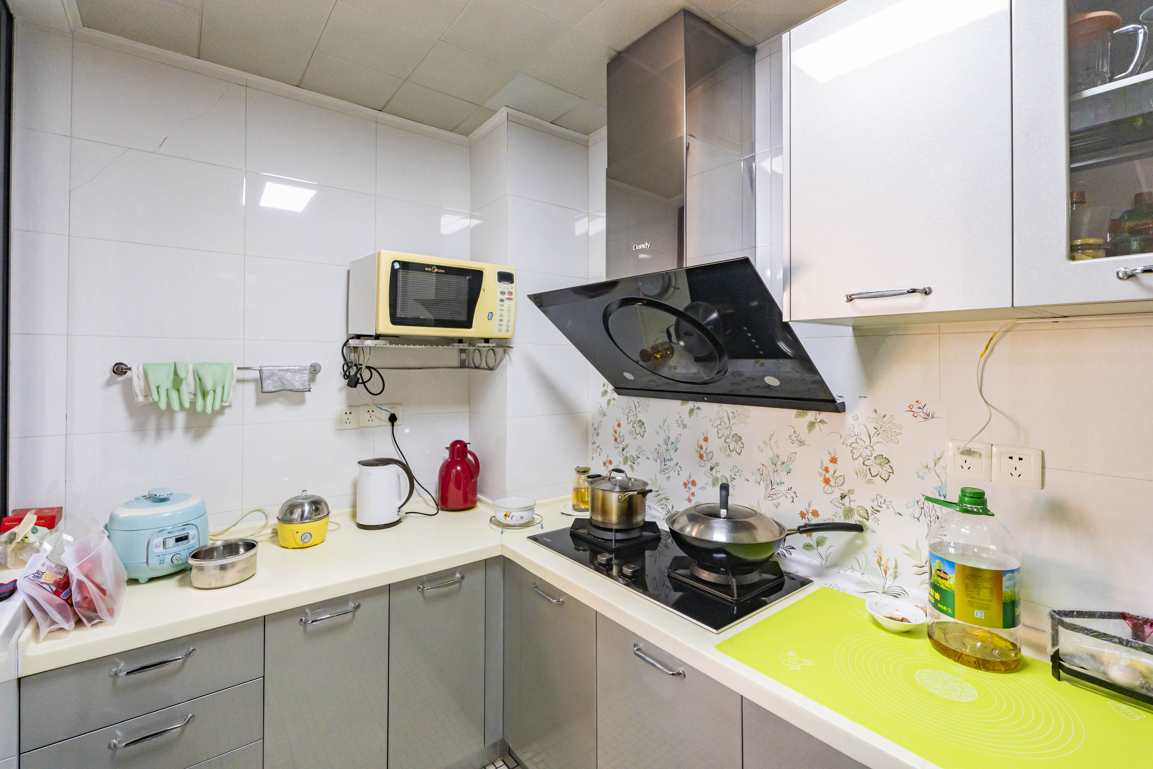 香樟雅郡  4室2厅2卫    155.0万 香樟雅郡  4室2厅2卫    155.0万厨房