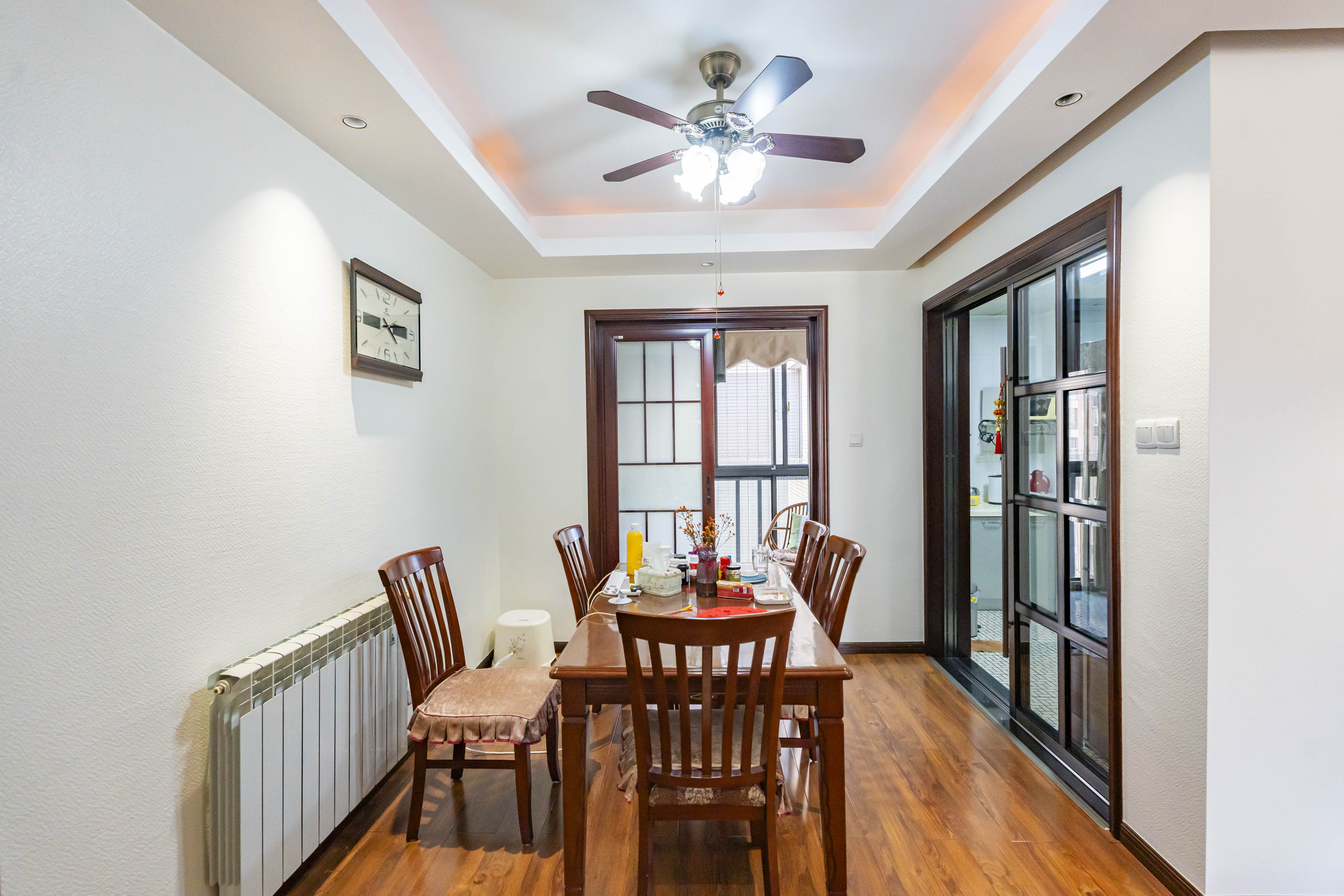 香樟雅郡  4室2厅2卫    155.0万 香樟雅郡  4室2厅2卫    155.0万客厅