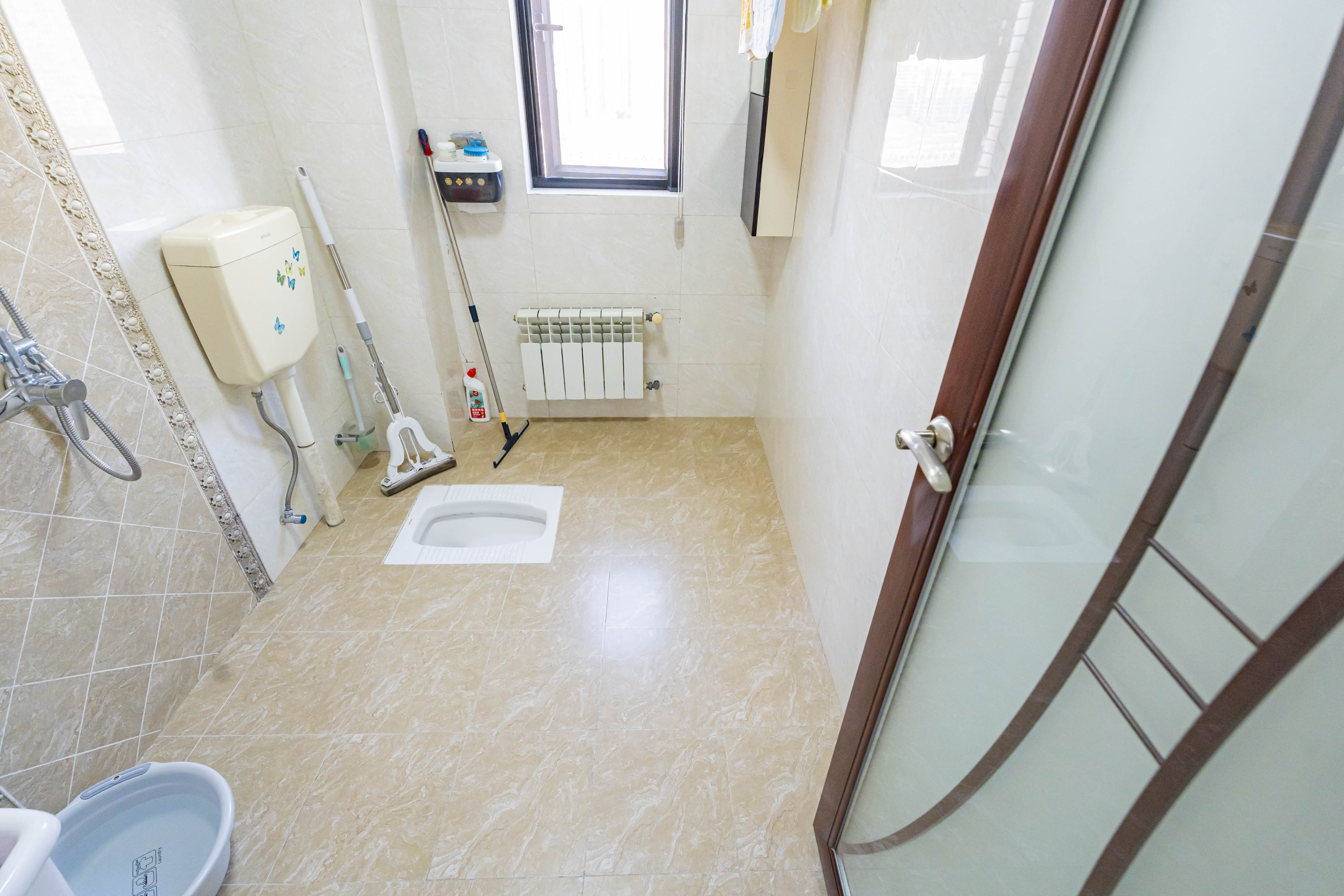 香樟雅郡  4室2厅2卫    155.0万 香樟雅郡  4室2厅2卫    155.0万卫生间