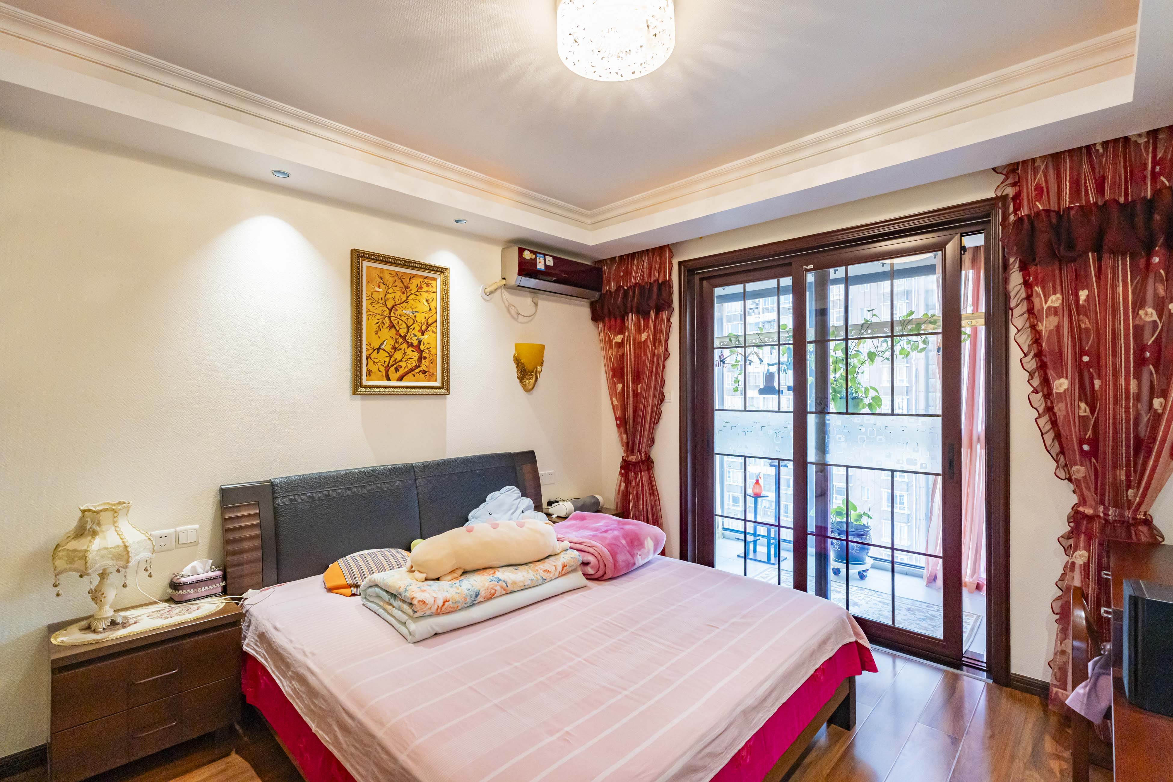 香樟雅郡  4室2厅2卫    155.0万 香樟雅郡  4室2厅2卫    155.0万卧室