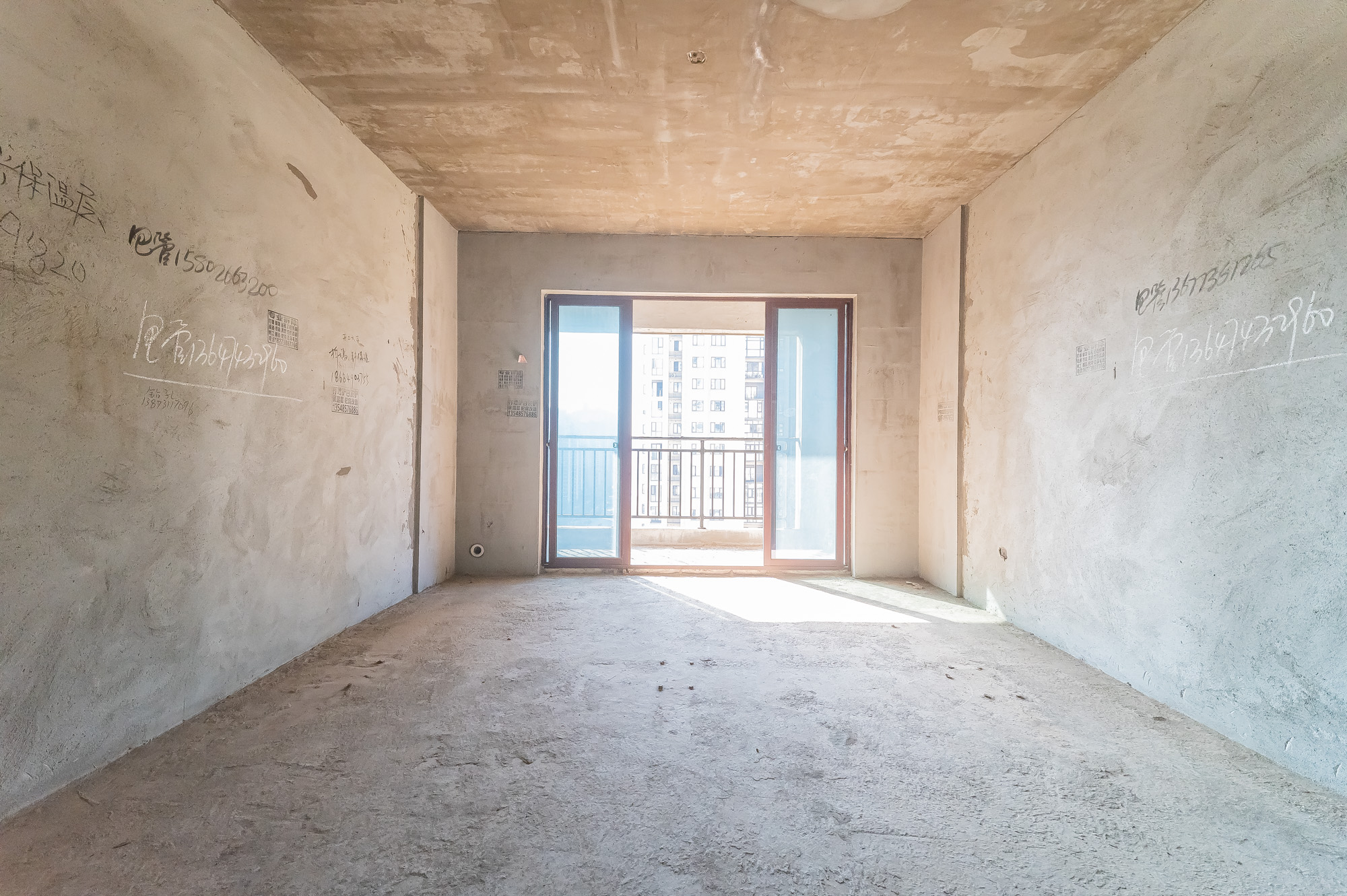 艺源颂雅小区(719街区)  3室2厅2卫    90.0万 艺源颂雅小区(719街区)  3室2厅2卫    90.0万