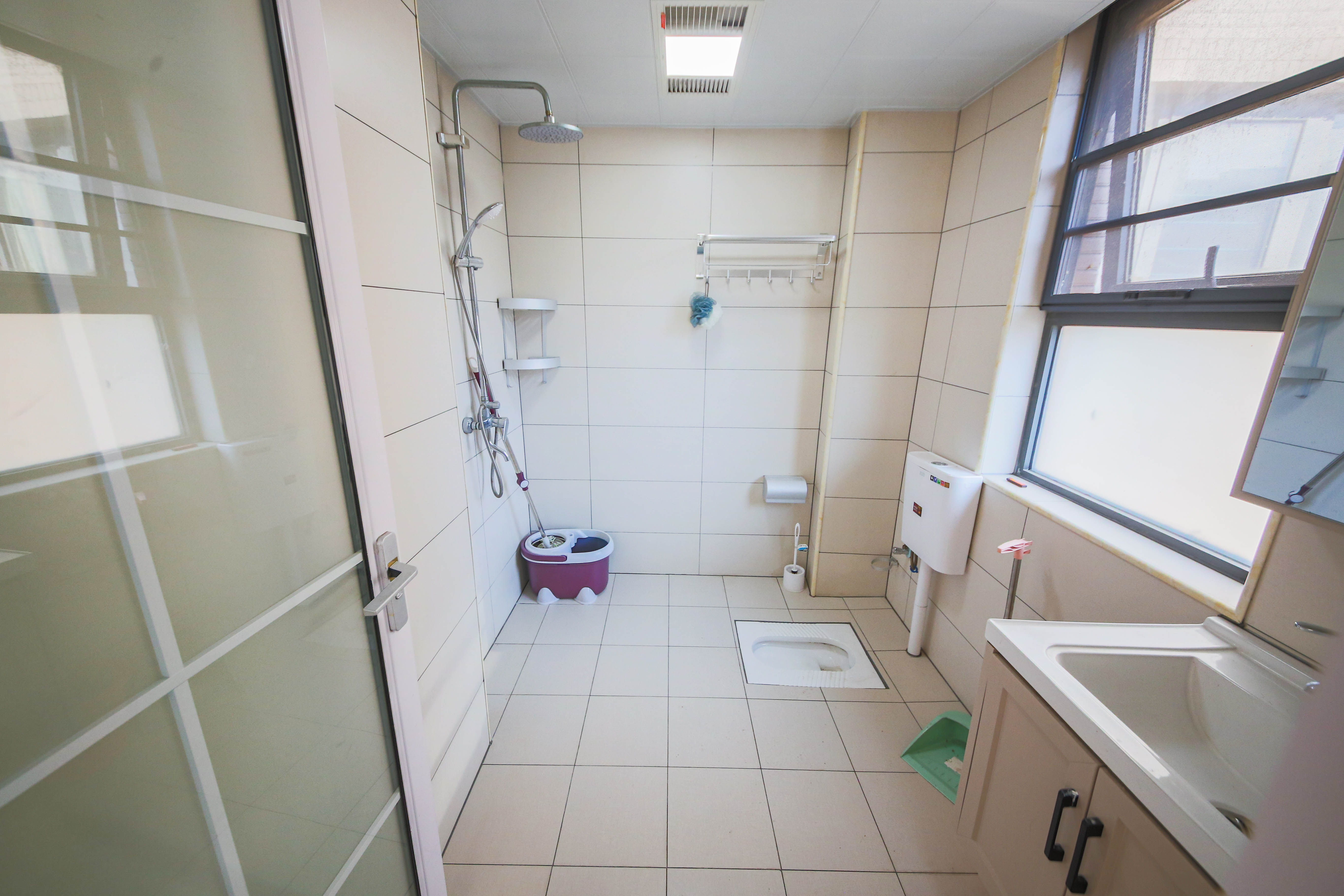 湘江雅颂居 3室2厅1卫 108.0万 湘江雅颂居 3室2厅1卫 108.0万卫生间