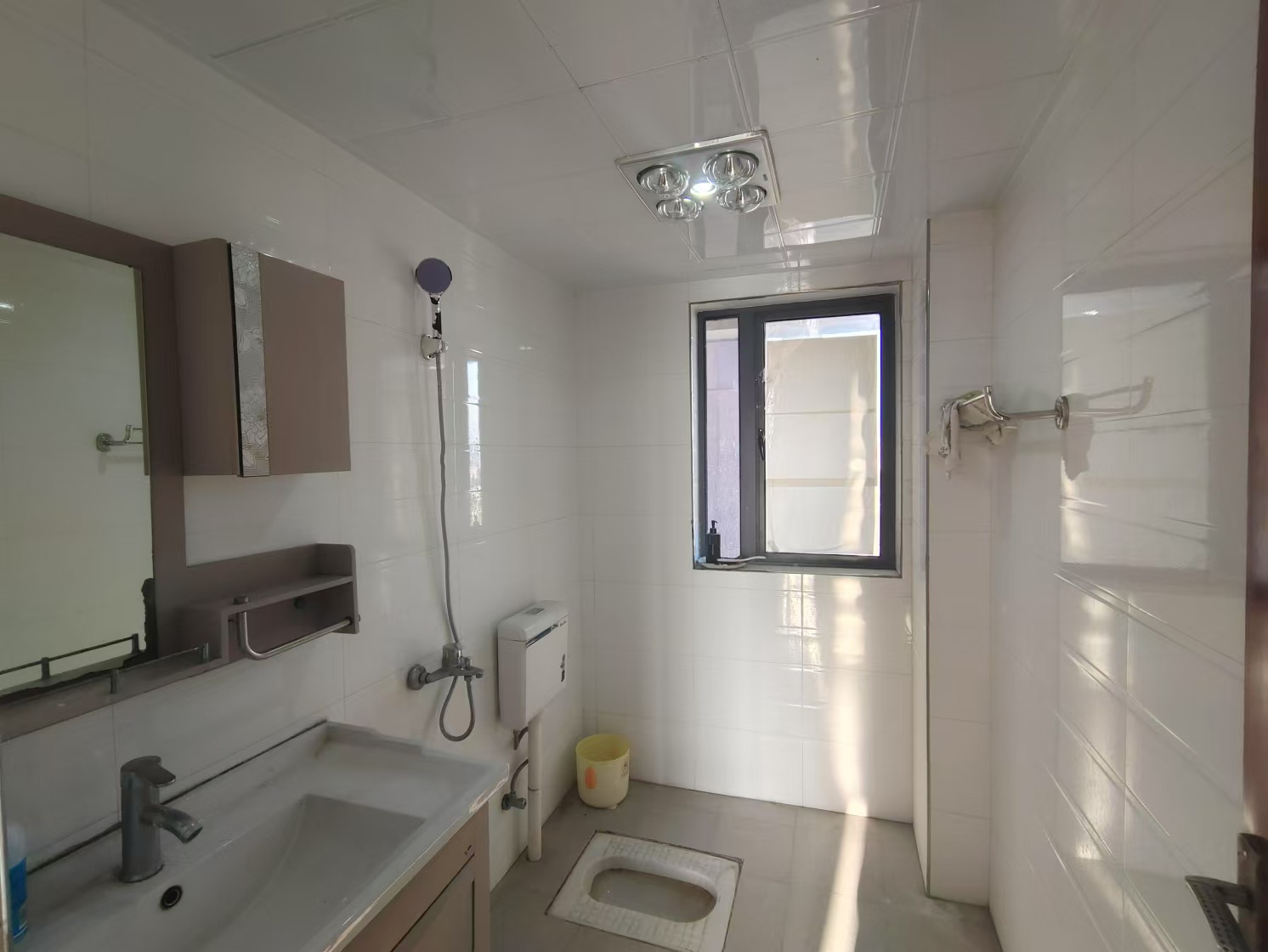 流金岁月-华晨国际 3室2厅2卫 83.0万 流金岁月-华晨国际 3室2厅2卫 83.0万室内图