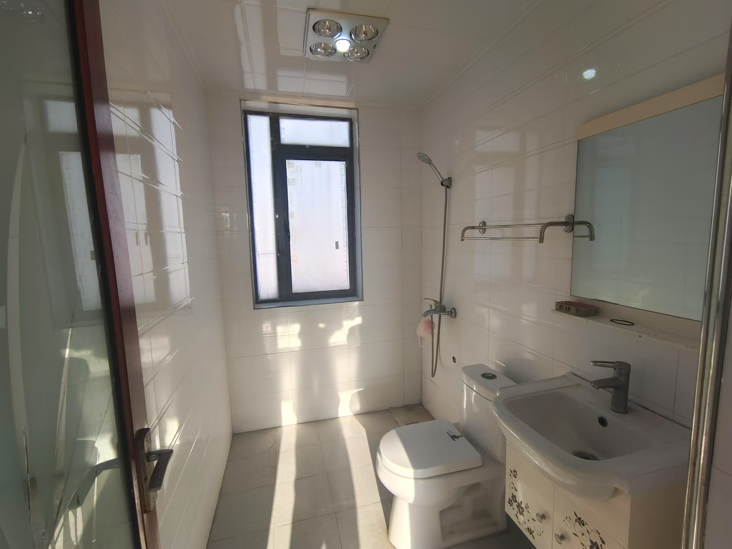 流金岁月-华晨国际 3室2厅2卫 83.0万 流金岁月-华晨国际 3室2厅2卫 83.0万室内图