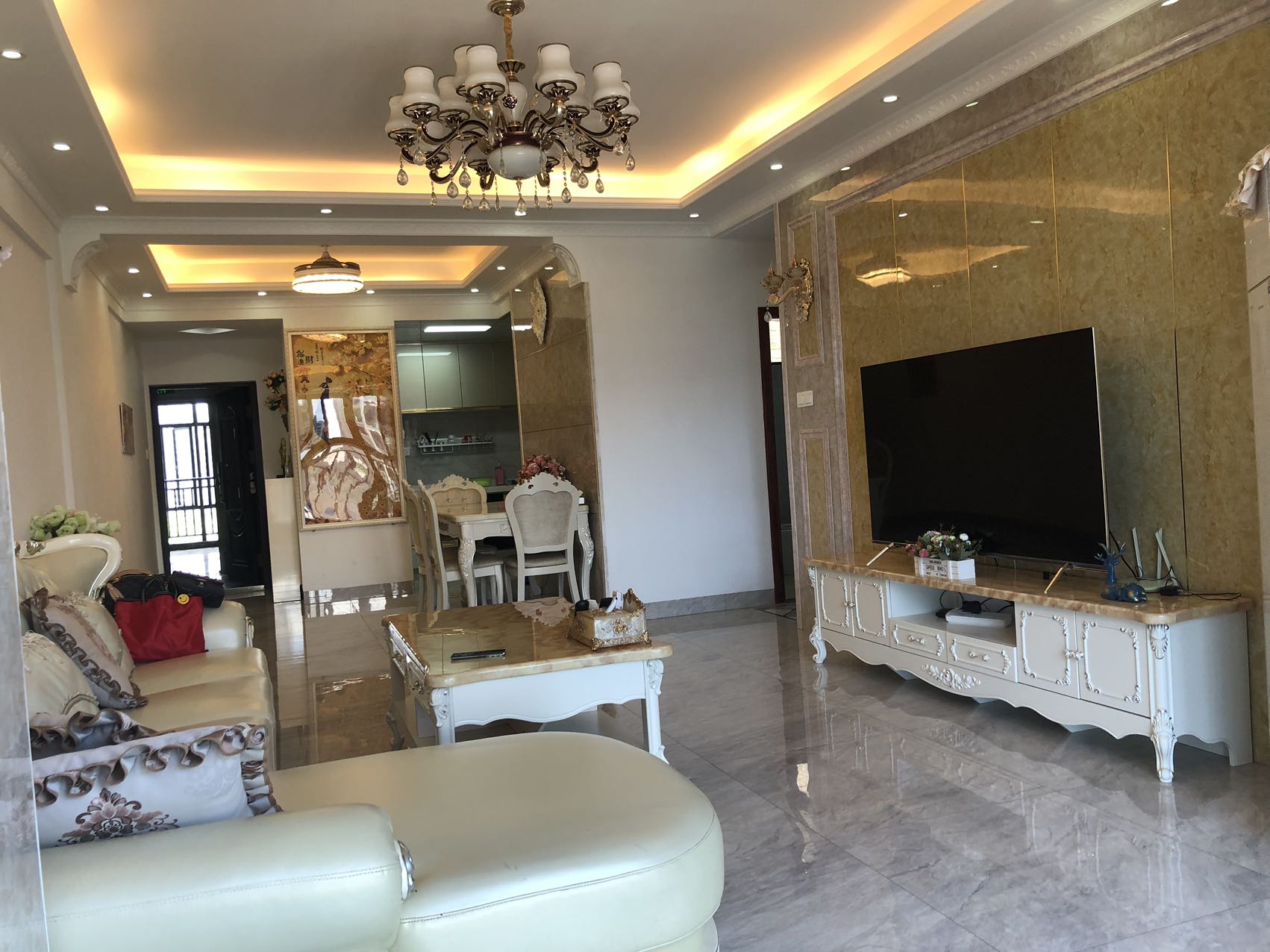 兆南丽湾 2室2厅1卫 188.0万 兆南丽湾 2室2厅1卫 188.0万室内图