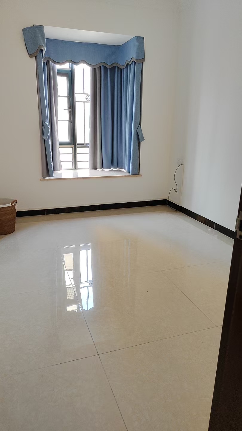 海阔天空-国瑞城四期(爵仕苑)  3室2厅2卫    5500.0元/月 海阔天空-国瑞城四期(爵仕苑)  3室2厅2卫    5500.0元/月室内图