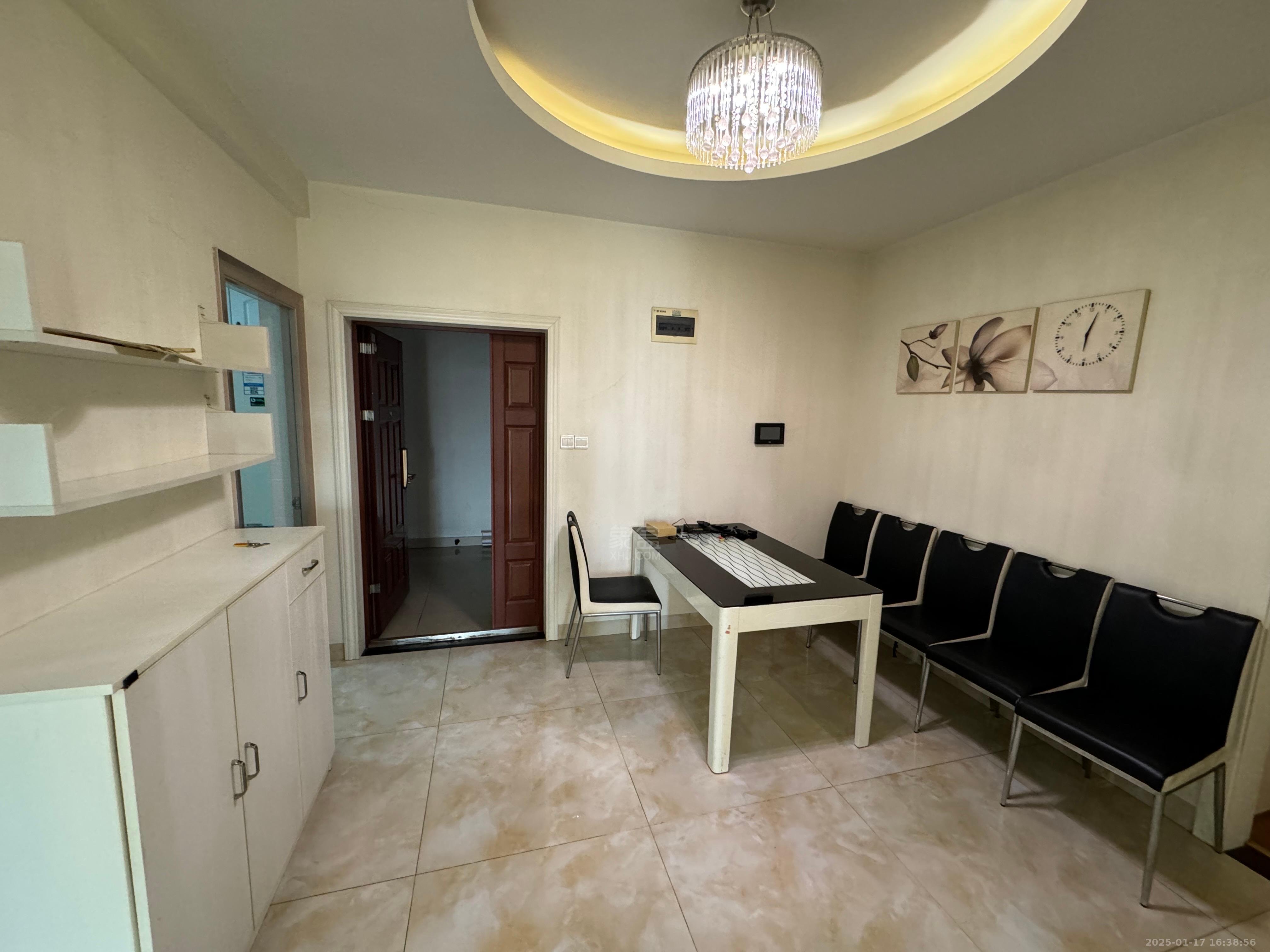 尚格名城香榭丽舍 2室2厅1卫 1900.0元/月 尚格名城香榭丽舍 2室2厅1卫 1900.0元/月室内图