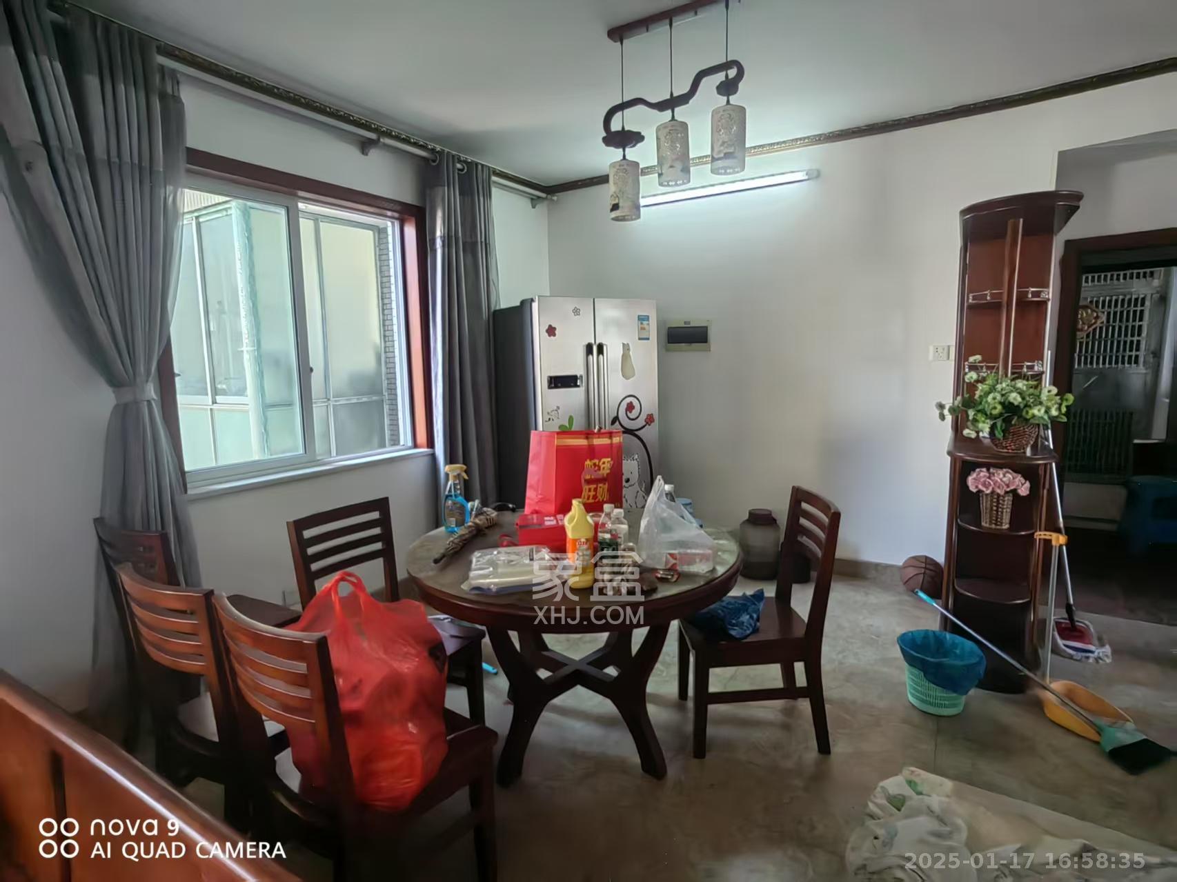 中悦领秀金都 3室2厅2卫 1800.0元/月 中悦领秀金都 3室2厅2卫 1800.0元/月室内图