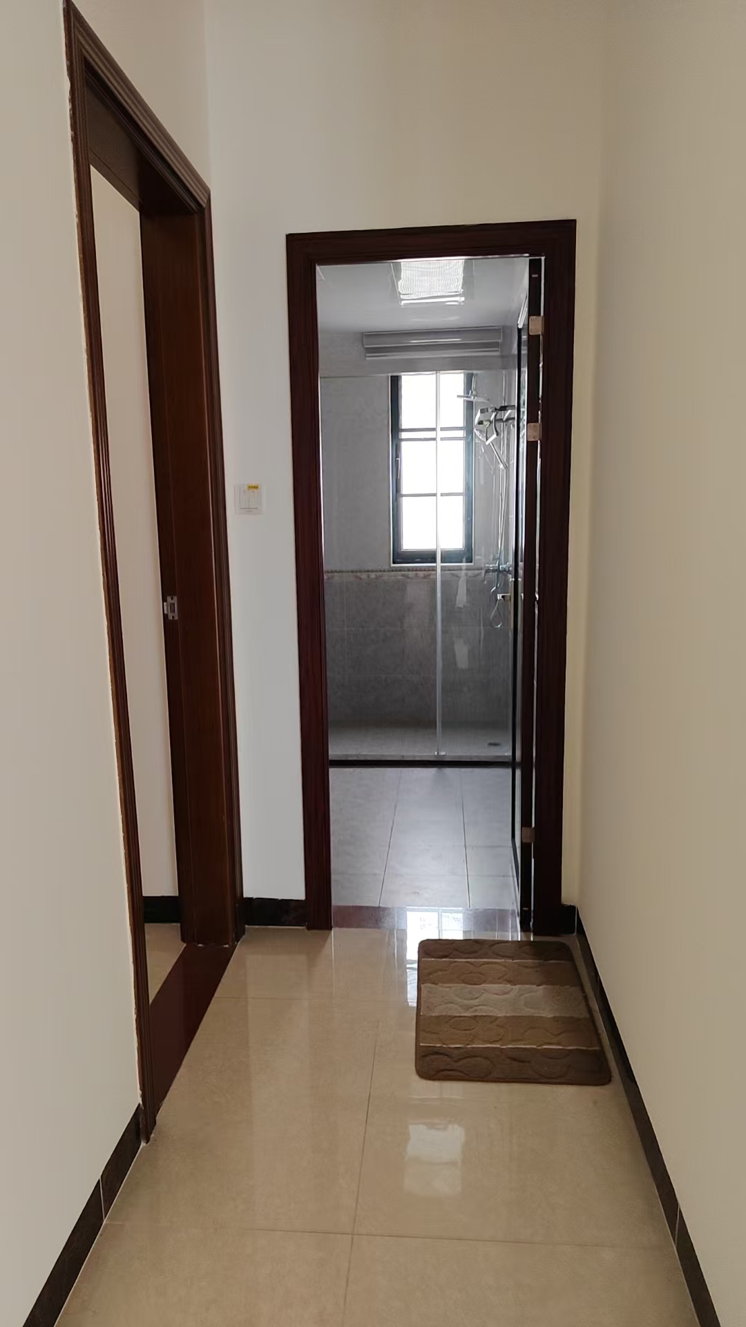 海阔天空-国瑞城四期(爵仕苑)  3室2厅2卫    5500.0元/月 海阔天空-国瑞城四期(爵仕苑)  3室2厅2卫    5500.0元/月室内图