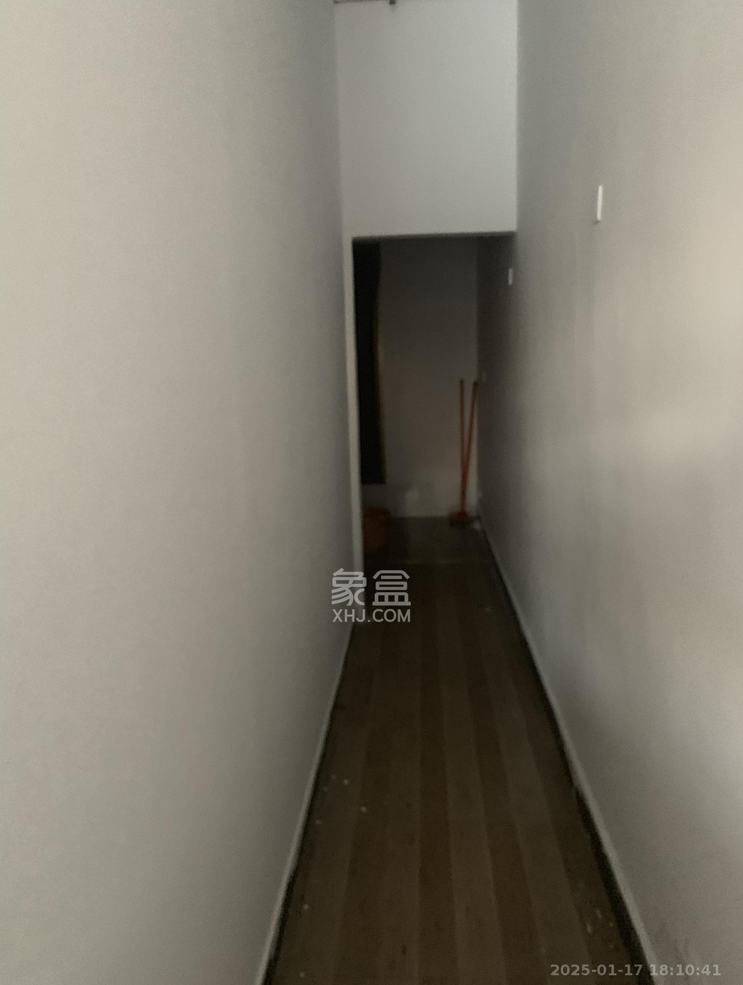 天麓尚层   52.87㎡     3000.00元/月室内图