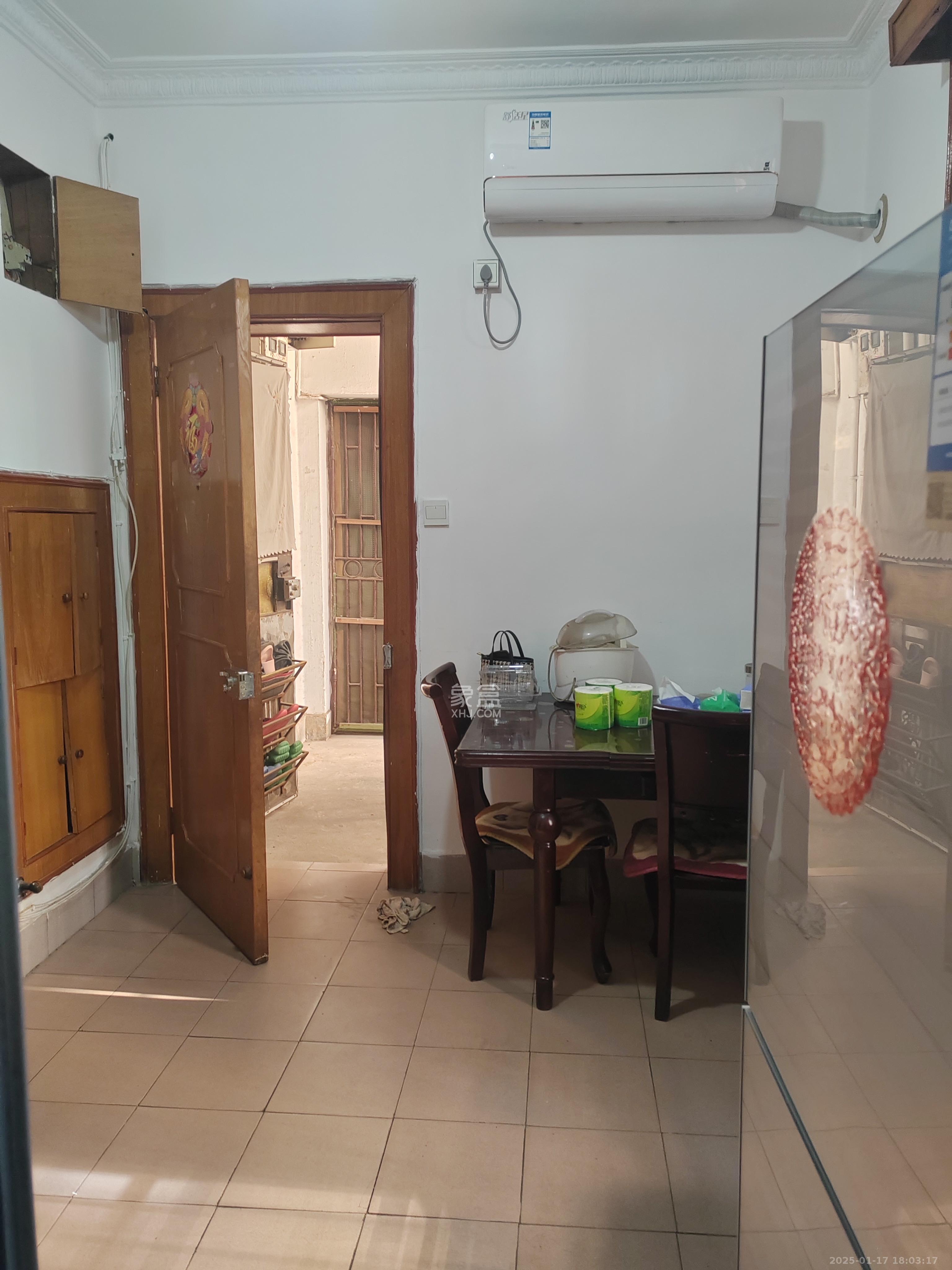 原石油厂宿舍 2室1厅1卫 1500.0元/月 原石油厂宿舍 2室1厅1卫 1500.0元/月室内图