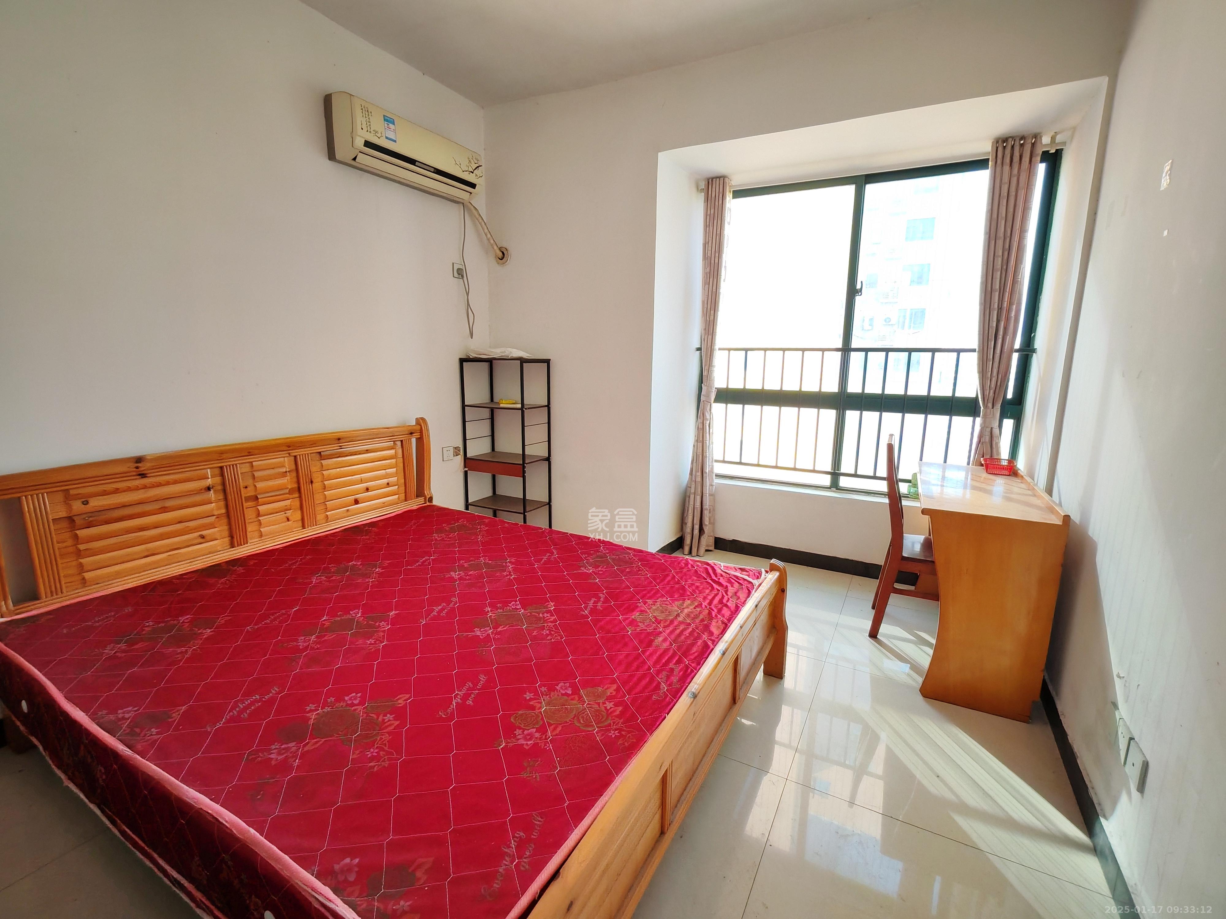 上林紫郡(锦顺和园)  3室2厅1卫    2600.0元/月 上林紫郡(锦顺和园)  3室2厅1卫    2600.0元/月室内图