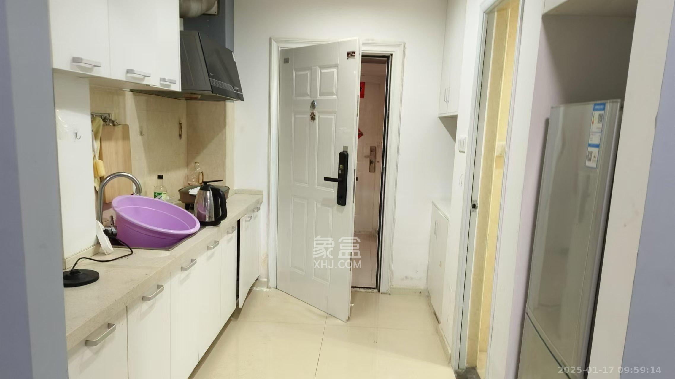 九峰远见  1室1厅1卫   1300.00元/月室内图