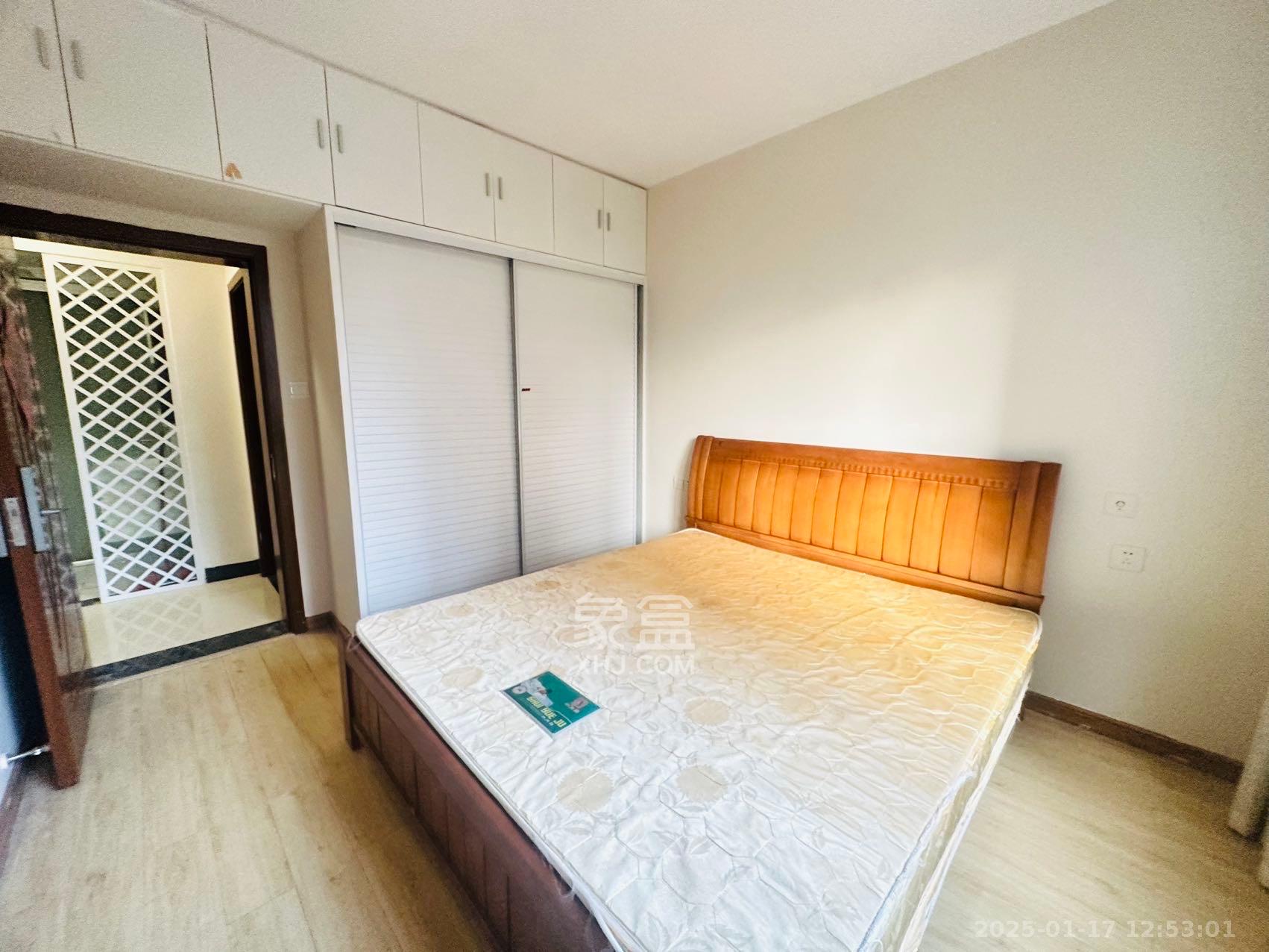 中国铁建梅溪青秀一期  1室1厅1卫    2000.0元/月户型图