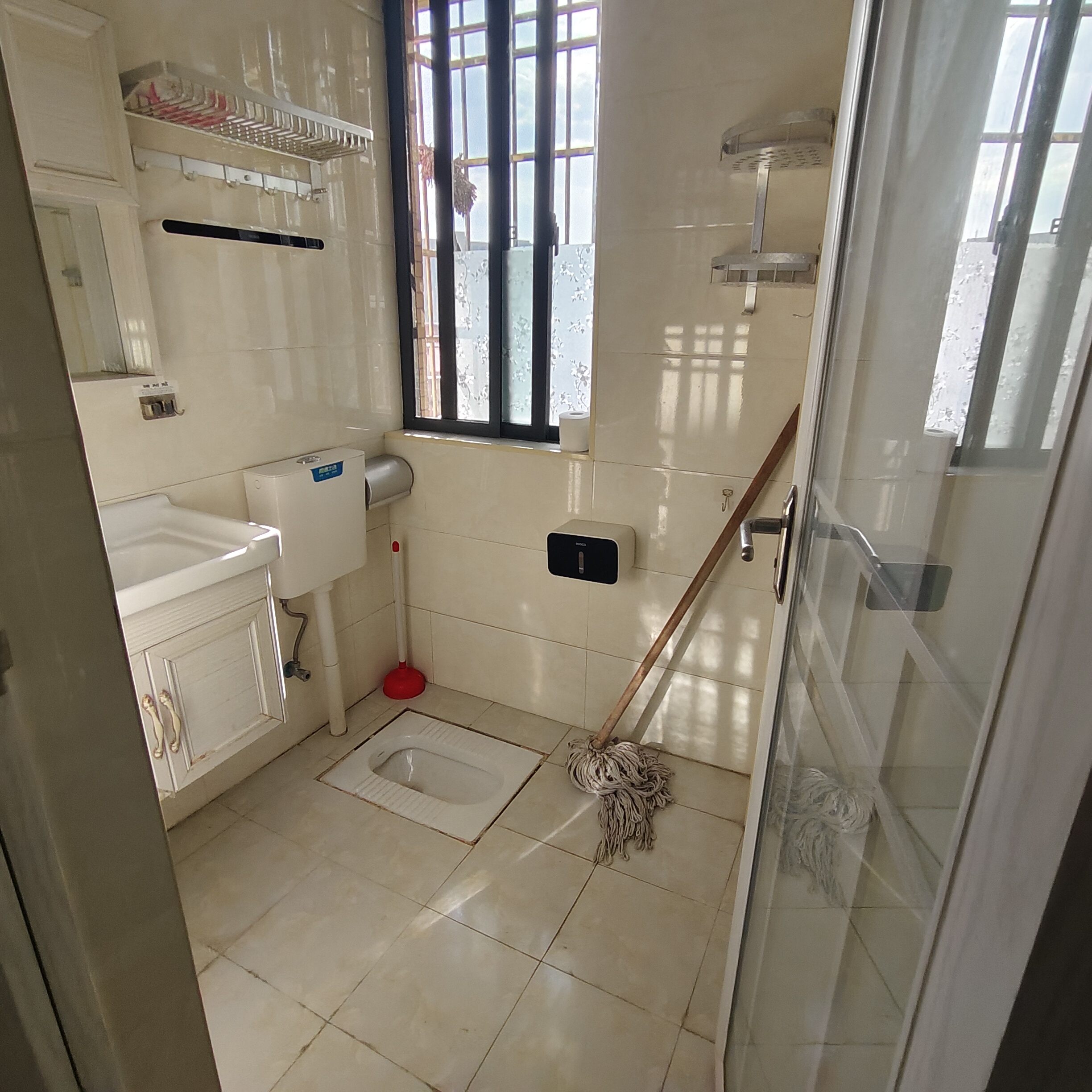 滨江花园 2室2厅1卫 41.8万 滨江花园 2室2厅1卫 41.8万室内图