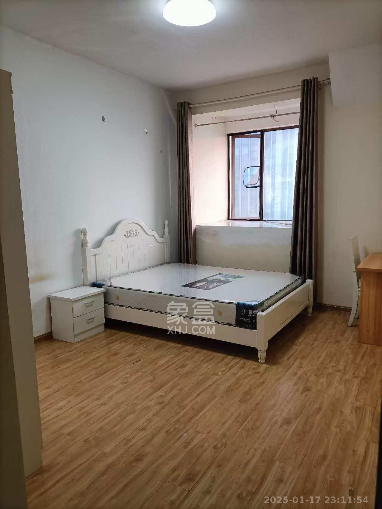 高信向日葵 1室0厅0卫 1150.0元/月 高信向日葵 1室0厅0卫 1150.0元/月室内图