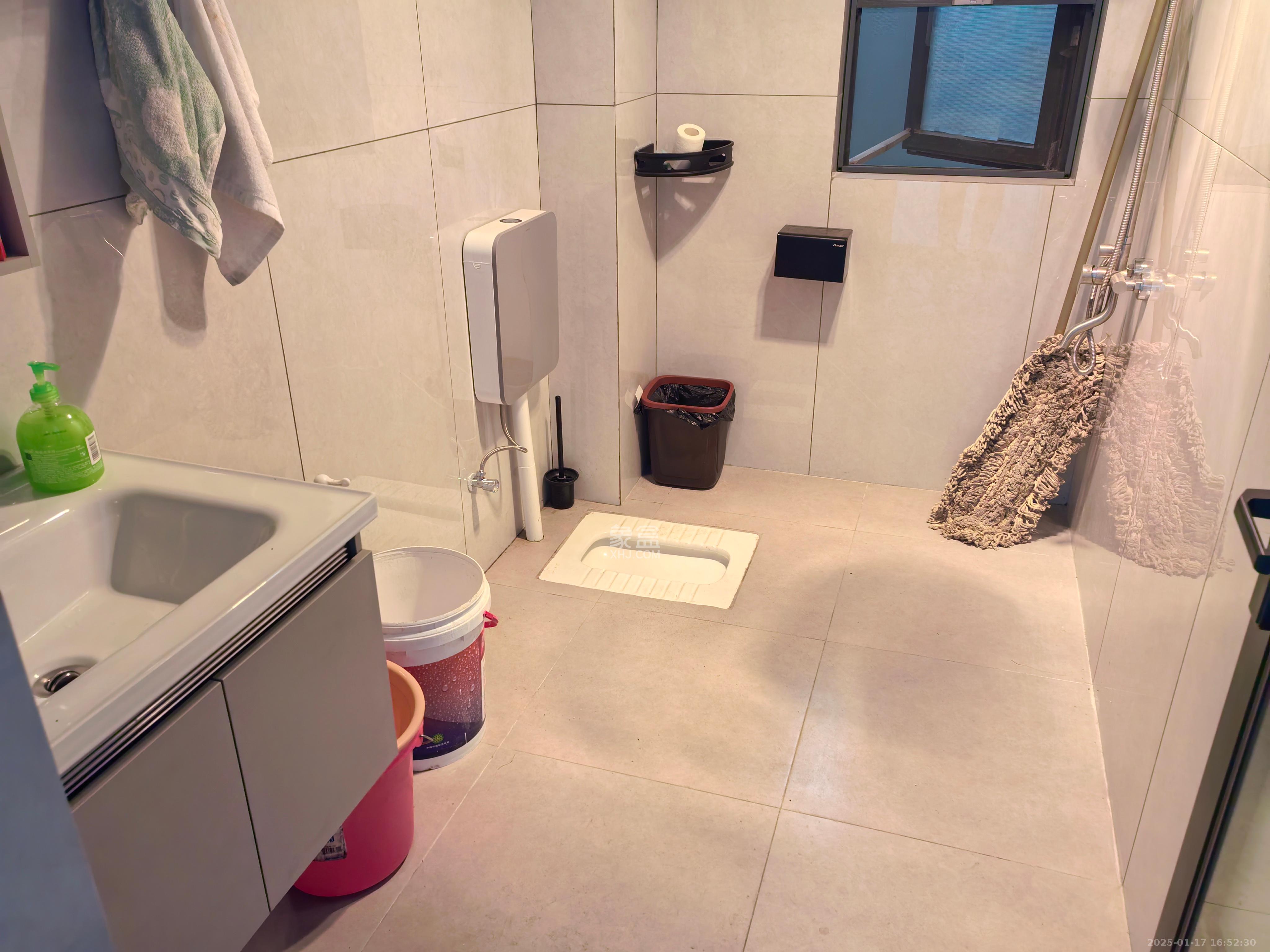 金茂长沙国际社区 3室1厅2卫 3500.0元/月 金茂长沙国际社区 3室1厅2卫 3500.0元/月室内图