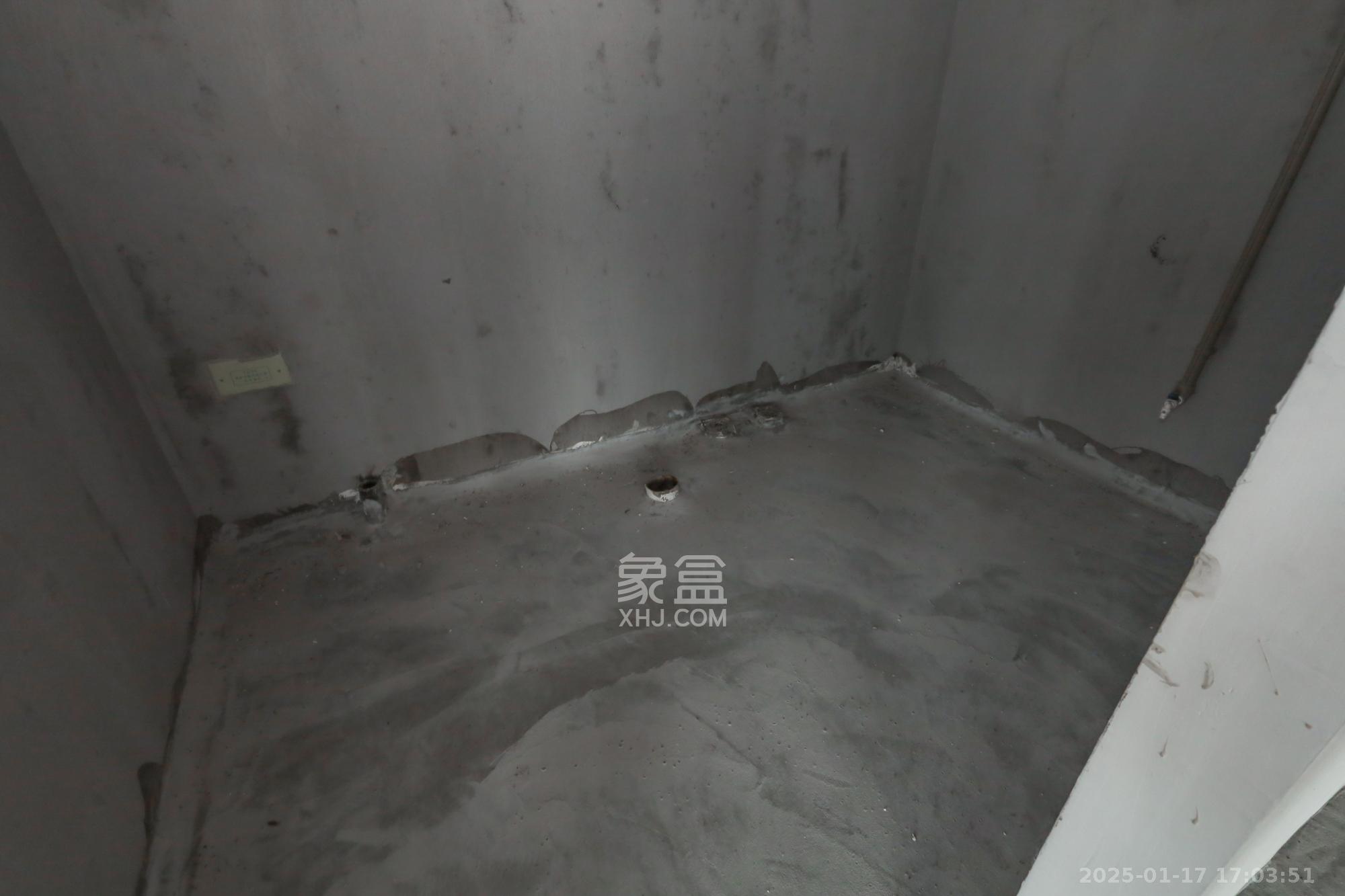 世茂铂曼  1室1厅1卫   3500.00元/月室内图