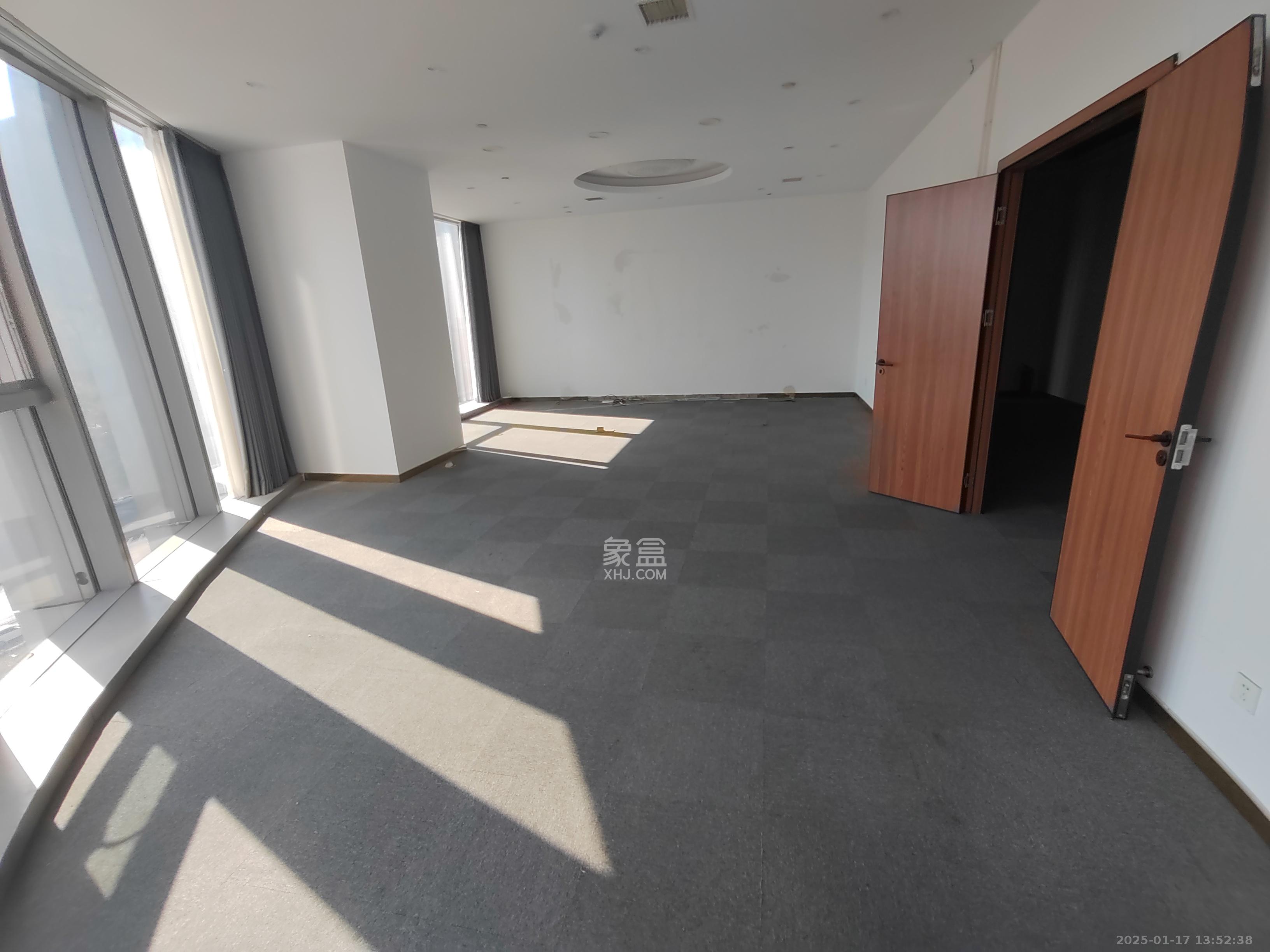 绿地中央广场 1室1厅1卫 39000.0元/月 绿地中央广场 1室1厅1卫 39000.0元/月室内图