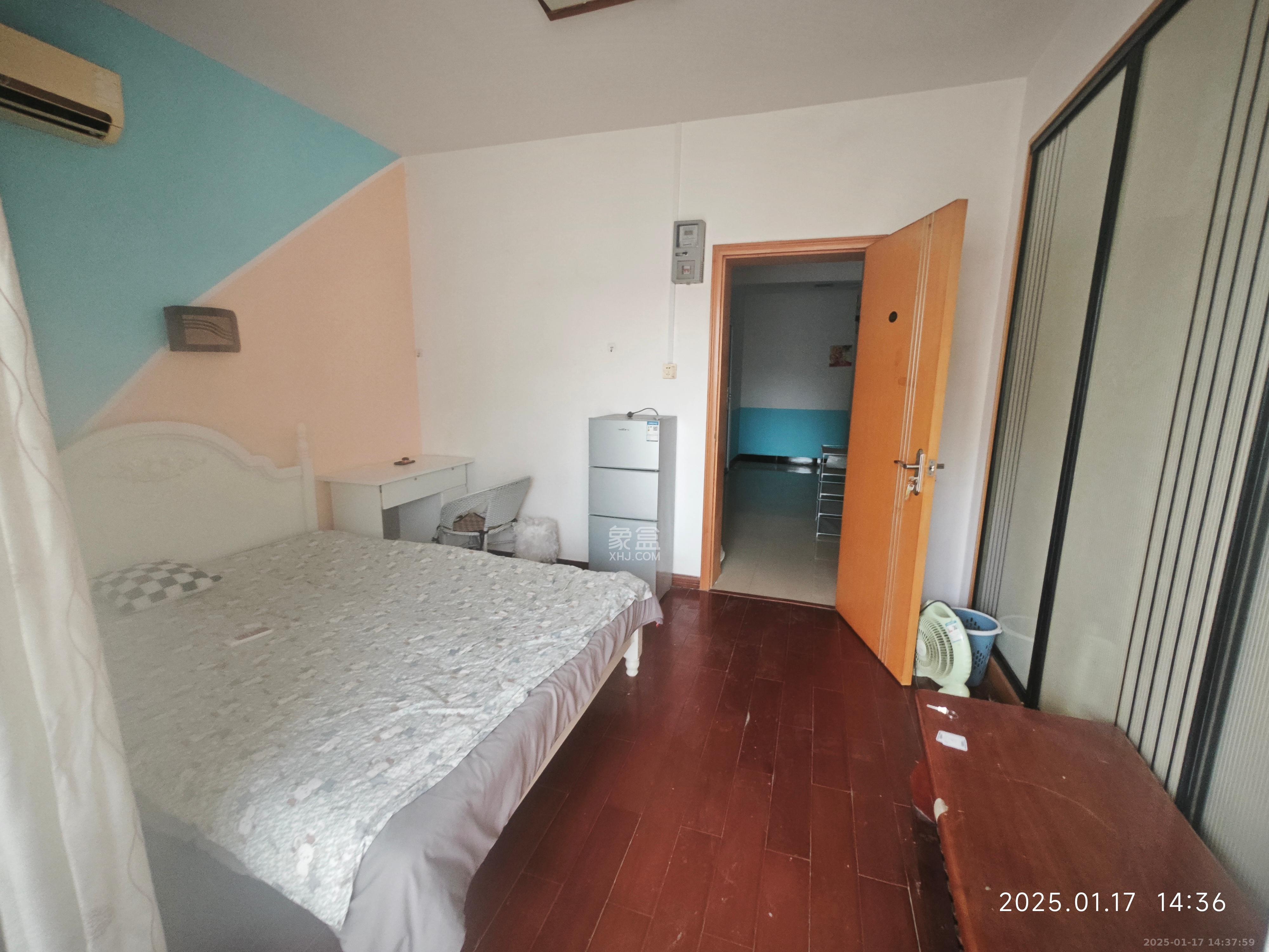 华银南苑 1室1厅1卫 1200.0元/月 华银南苑 1室1厅1卫 1200.0元/月室内图