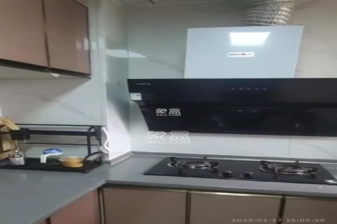 龙吉湾小区(龙瑞尚苑) 2室2厅1卫 2200.0元/月 龙吉湾小区(龙瑞尚苑) 2室2厅1卫 2200.0元/月室内图