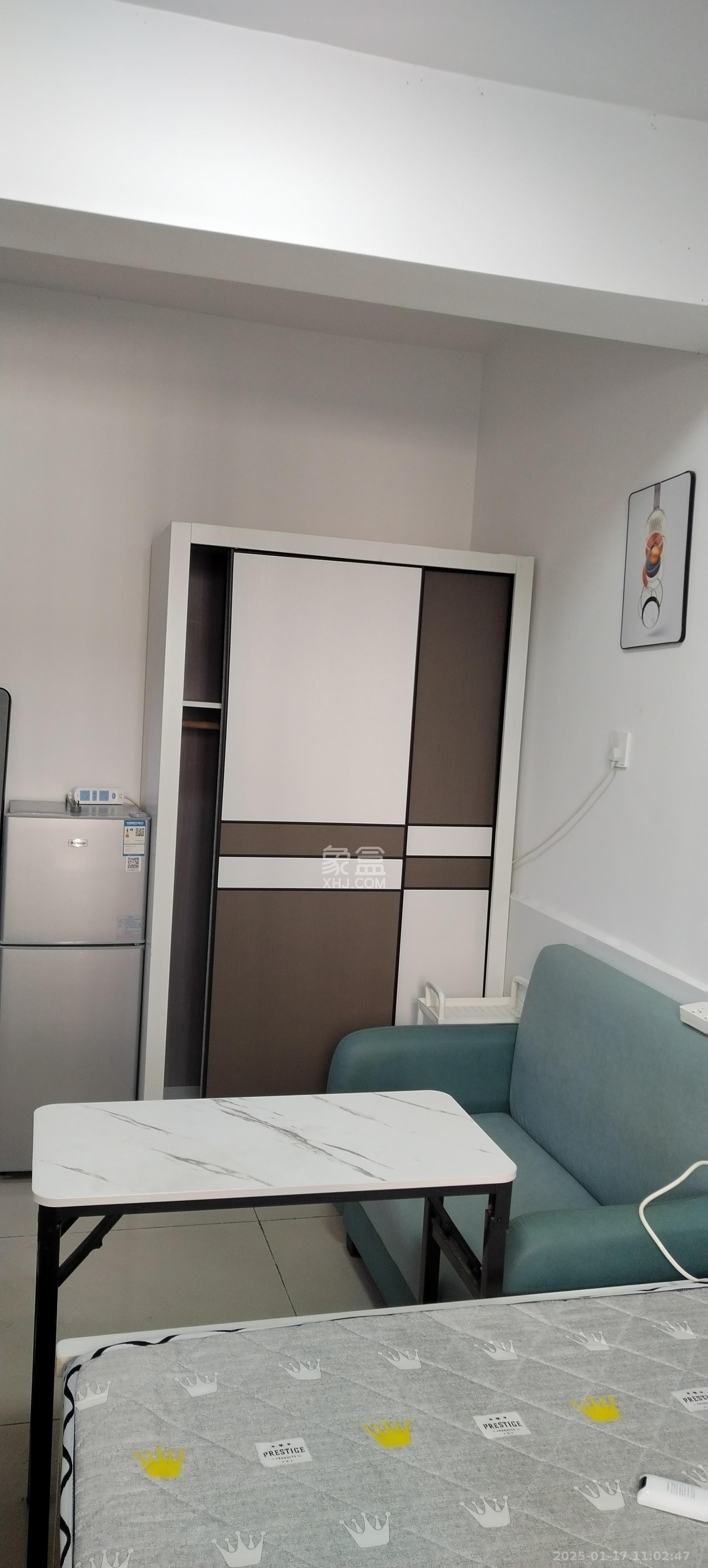 红星商务楼（红星蔬菜批发大市场）  1室1厅1卫    1000.0元/月室内图