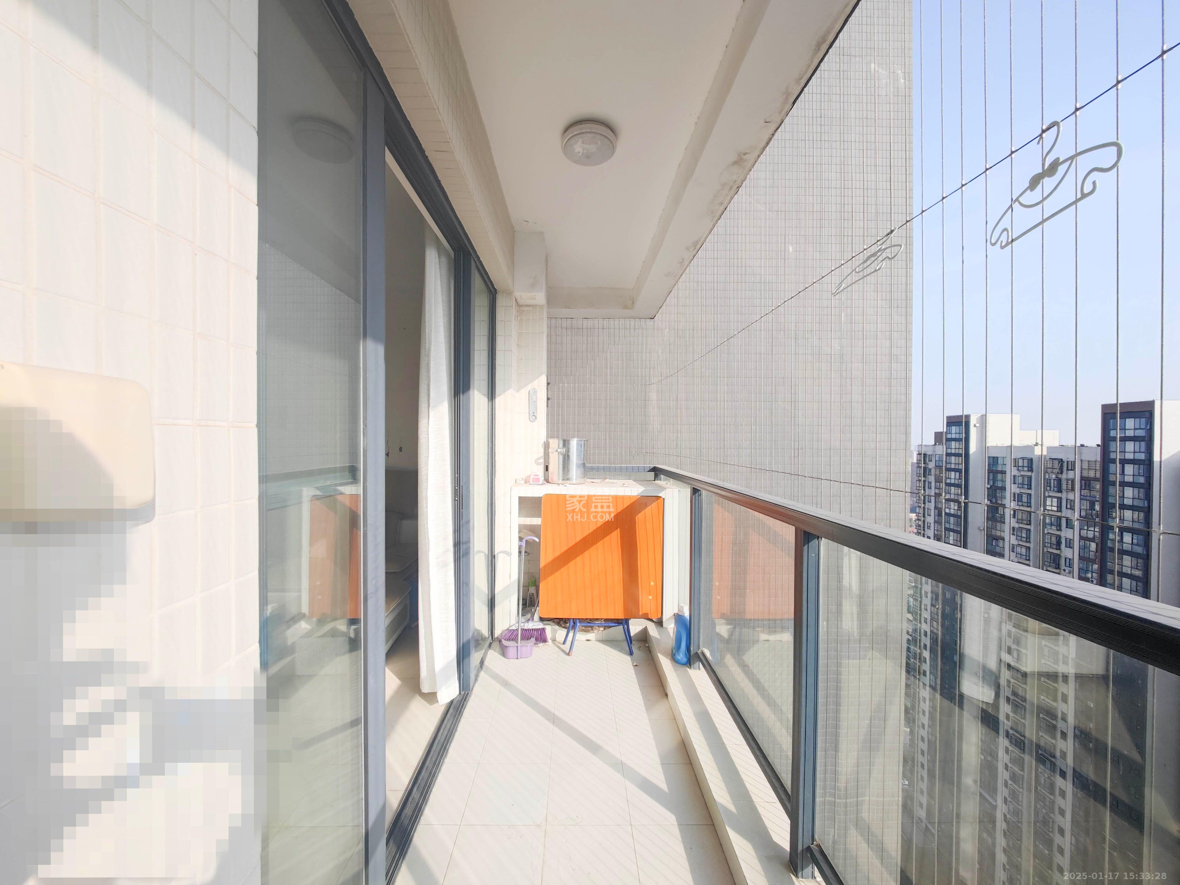 城南故事家园  3室1厅1卫   2400.00元/月室内图