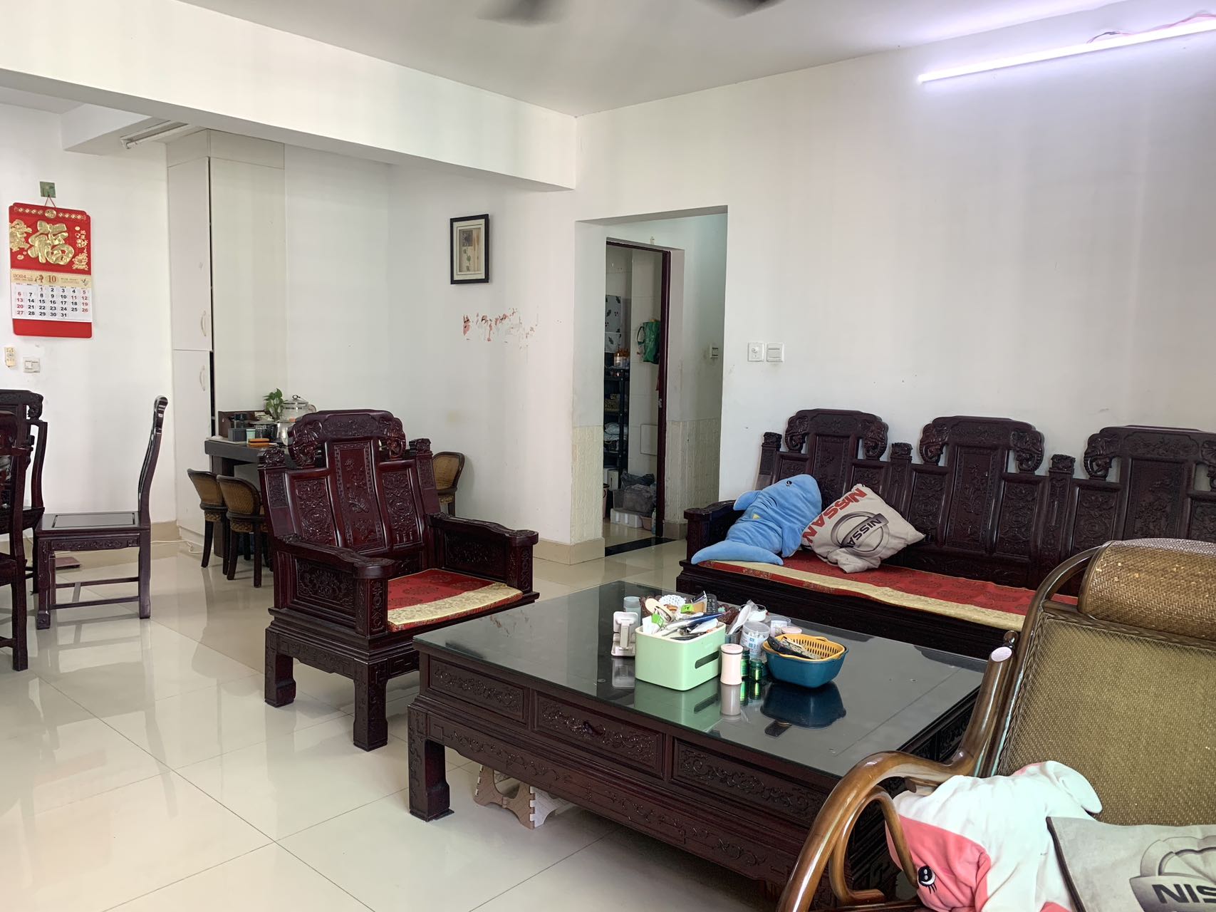 龙华商城  3室2厅1卫    130.0万 龙华商城  3室2厅1卫    130.0万室内图