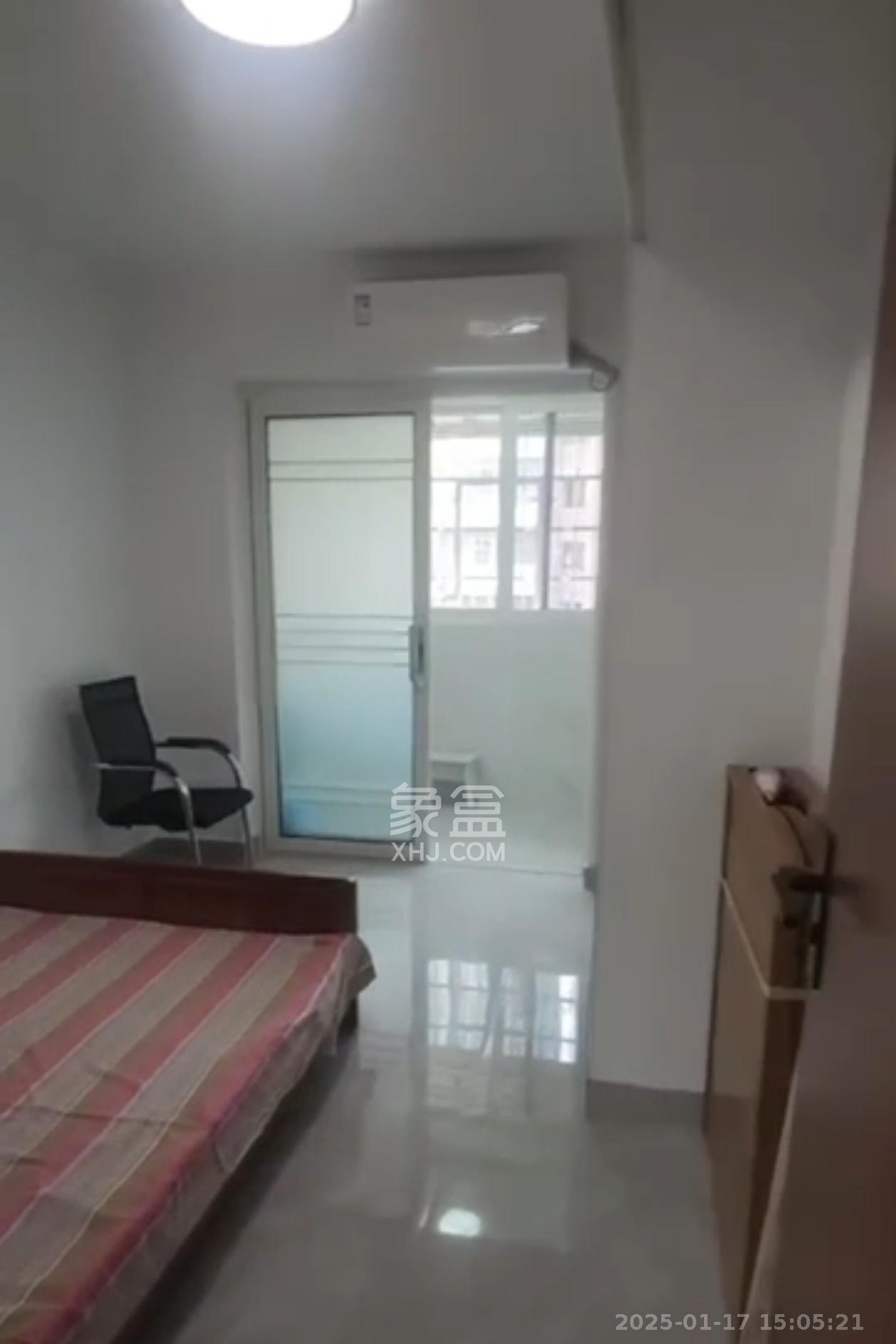 龙吉湾小区(龙瑞尚苑) 2室2厅1卫 2200.0元/月 龙吉湾小区(龙瑞尚苑) 2室2厅1卫 2200.0元/月室内图