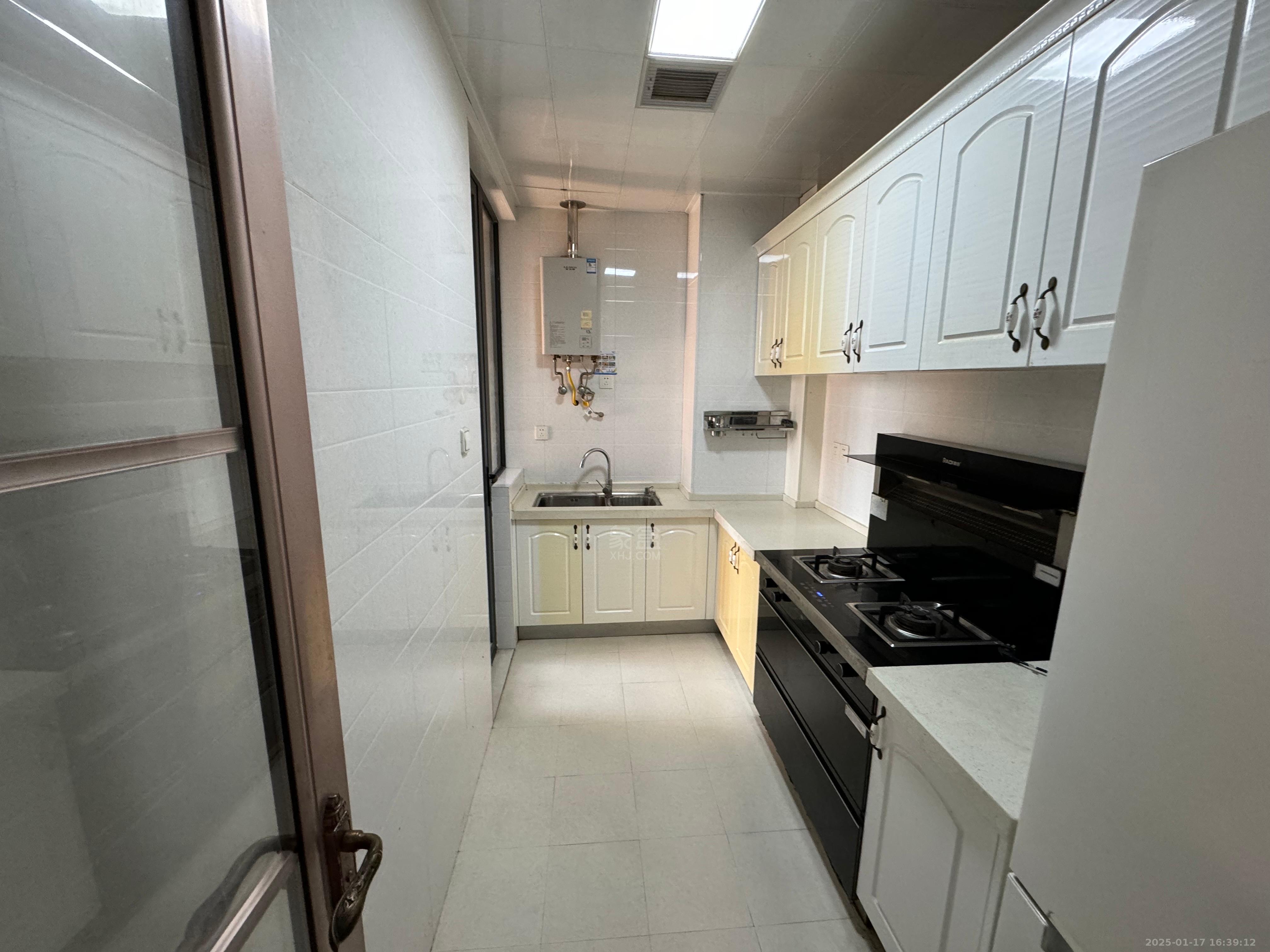 尚格名城香榭丽舍 2室2厅1卫 1900.0元/月 尚格名城香榭丽舍 2室2厅1卫 1900.0元/月室内图