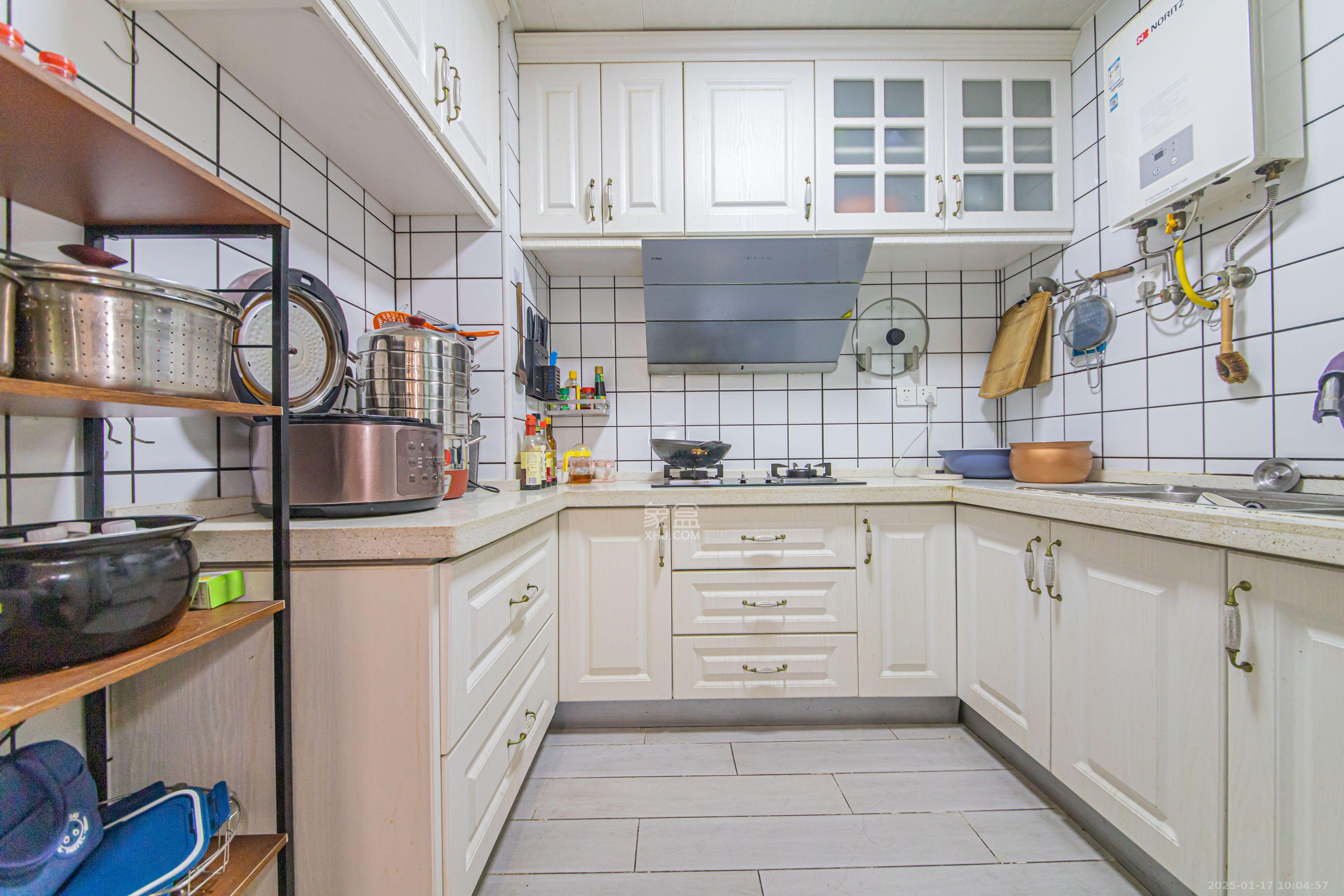 绿地公馆(绿地名邸) 3室1厅1卫 2000.0元/月 绿地公馆(绿地名邸) 3室1厅1卫 2000.0元/月室内图