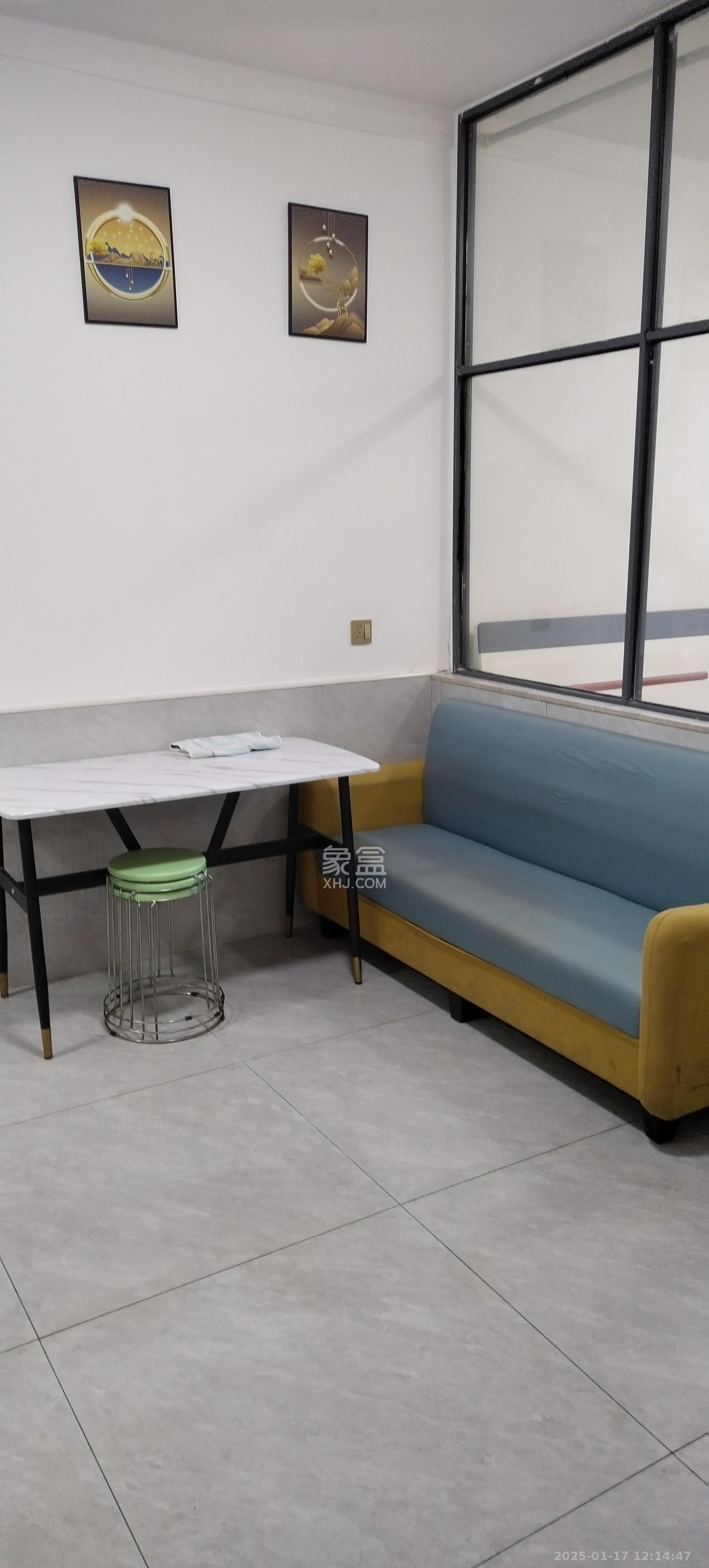 洞井商贸城 1室1厅1卫 1180.0元/月 洞井商贸城 1室1厅1卫 1180.0元/月室内图