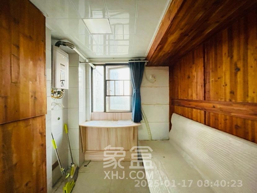 地质家园一、二期（地泰人民公馆）  1室1厅1卫   2300.00元/月室内图