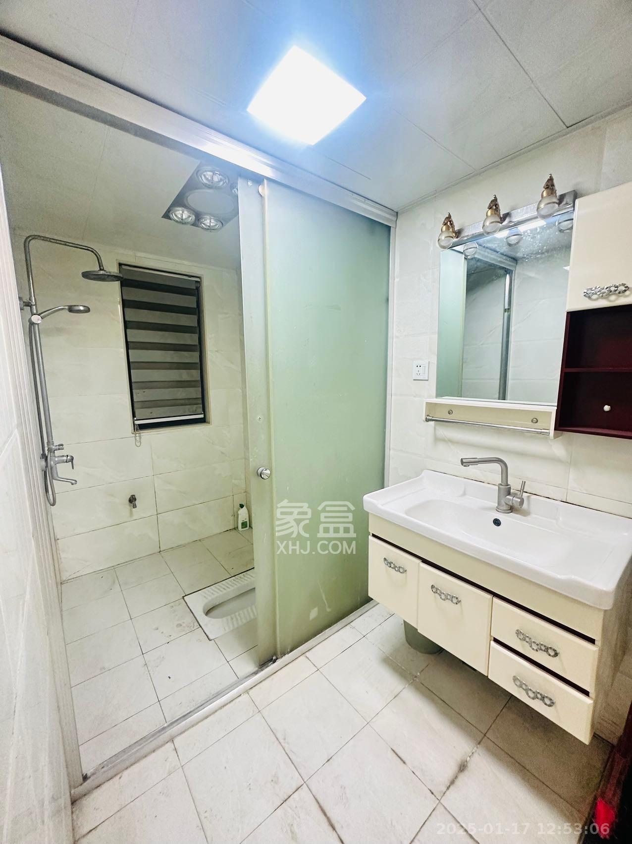 中国铁建梅溪青秀一期 1室1厅1卫 2000.0元/月 中国铁建梅溪青秀一期 1室1厅1卫 2000.0元/月户型图