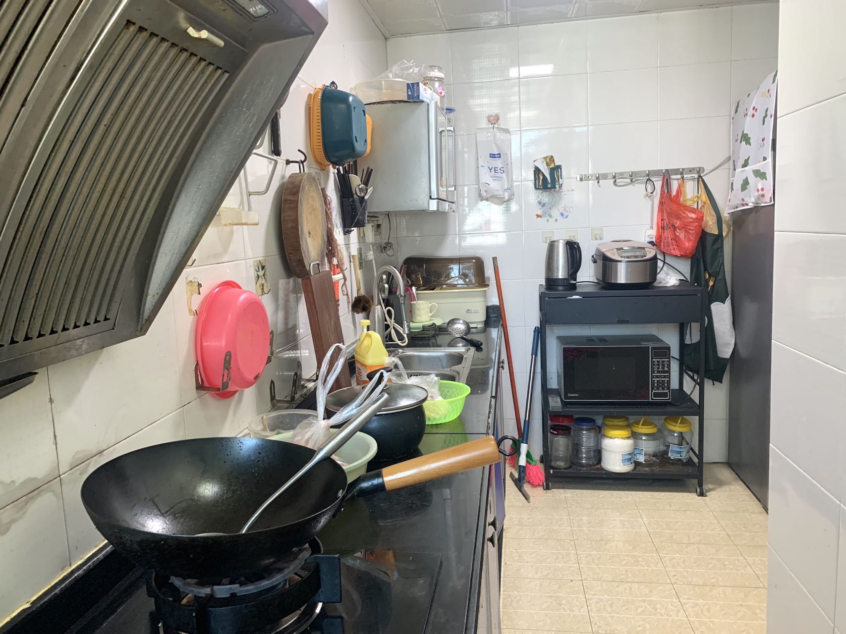 龙华商城  3室2厅1卫    130.0万 龙华商城  3室2厅1卫    130.0万室内图