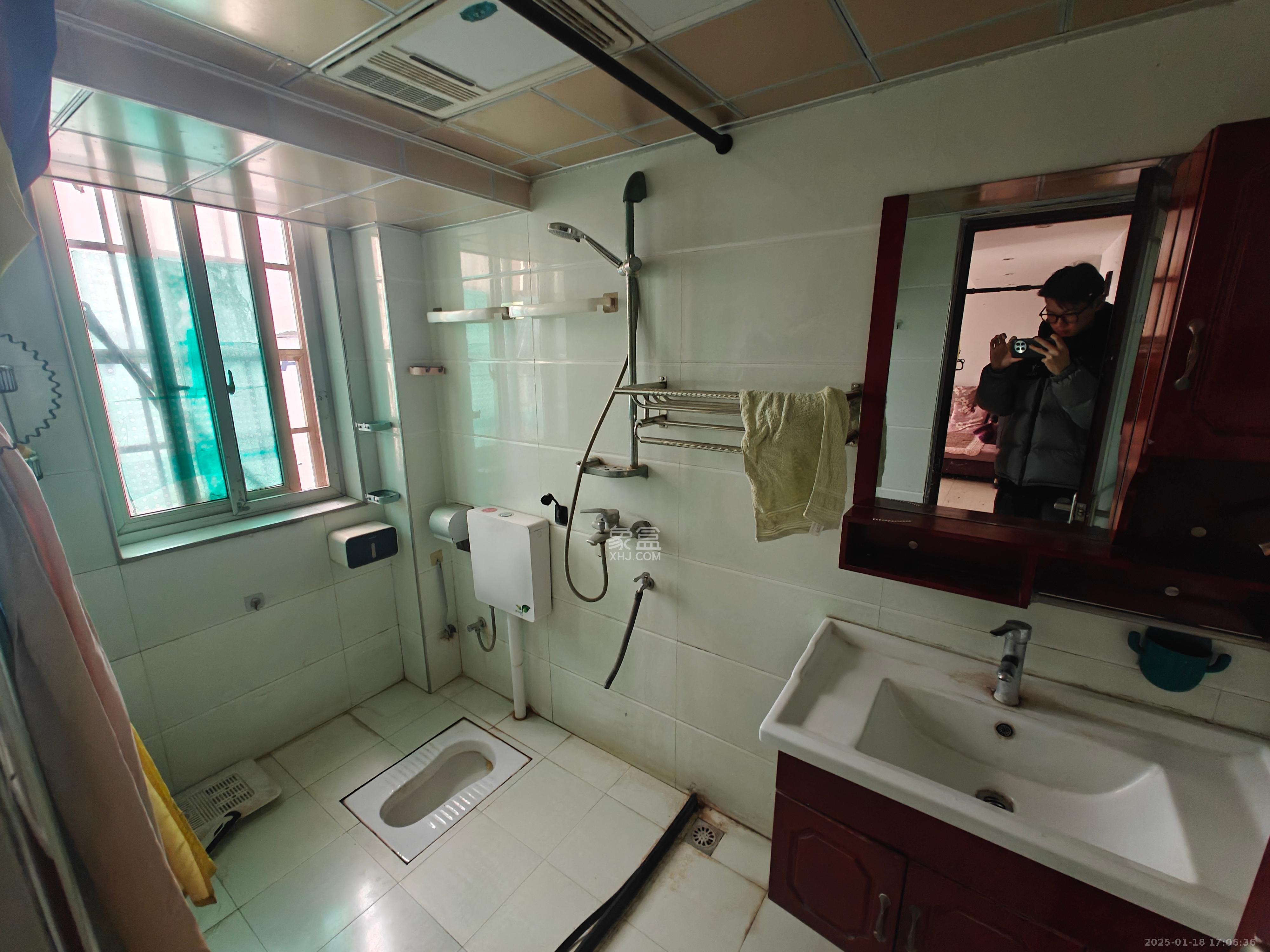 三城花苑（一，二，三期）  2室2厅1卫    1300.0元/月室内图