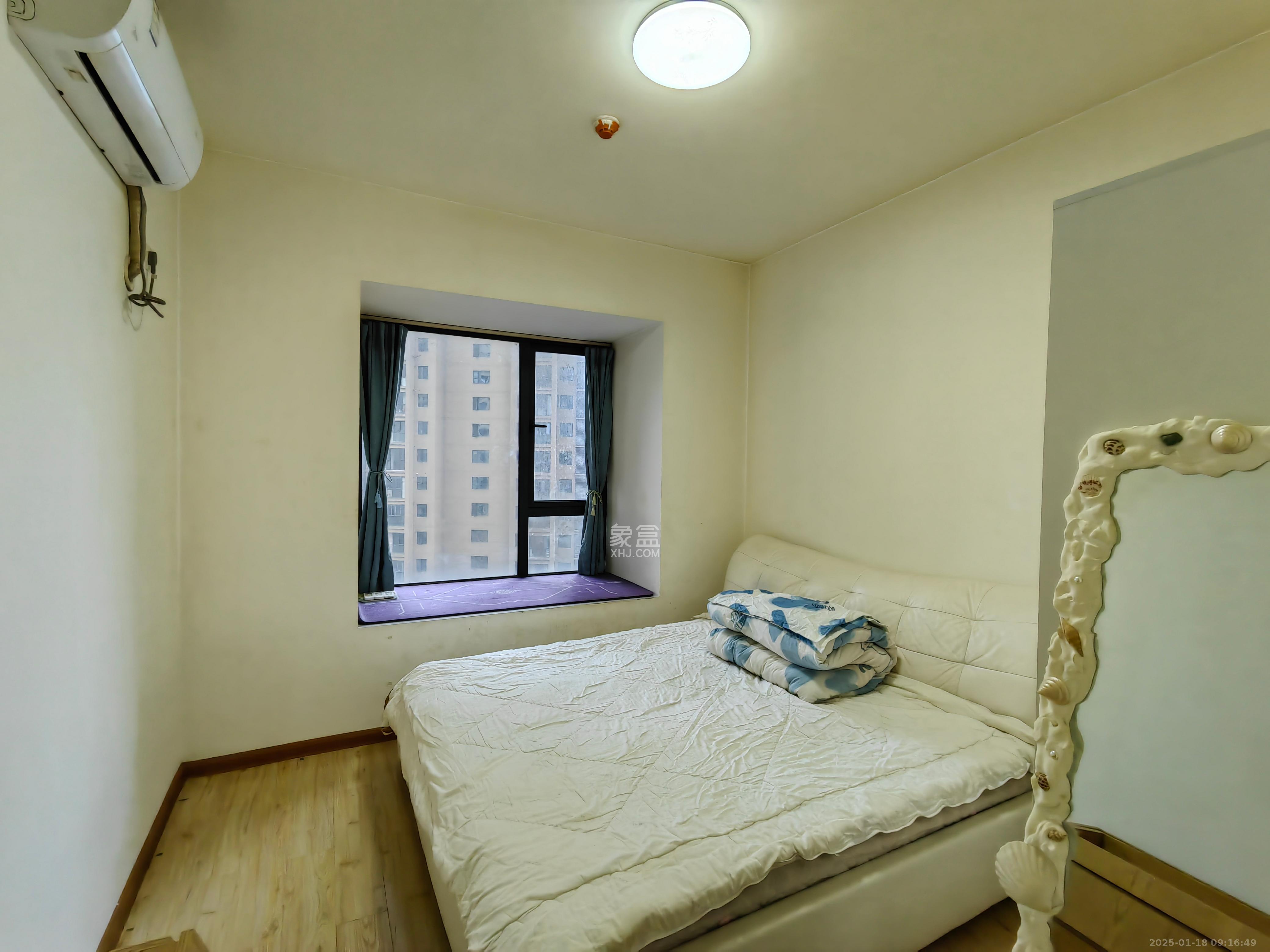 中建梅溪湖中心  4室2厅2卫   3700.00元/月室内图