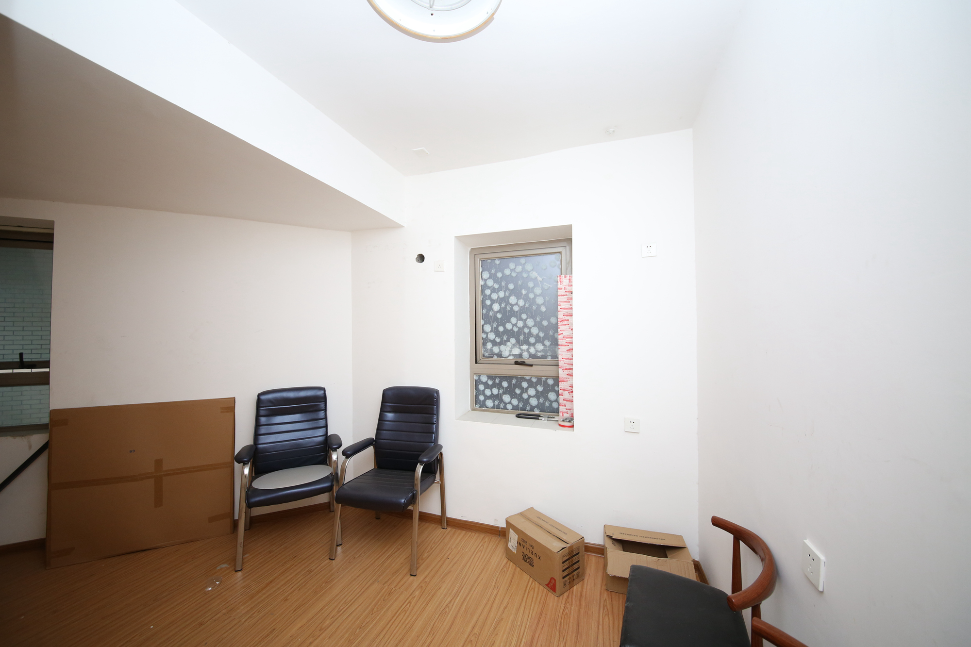 潮宗御苑  4室2厅2卫    240.0万其他