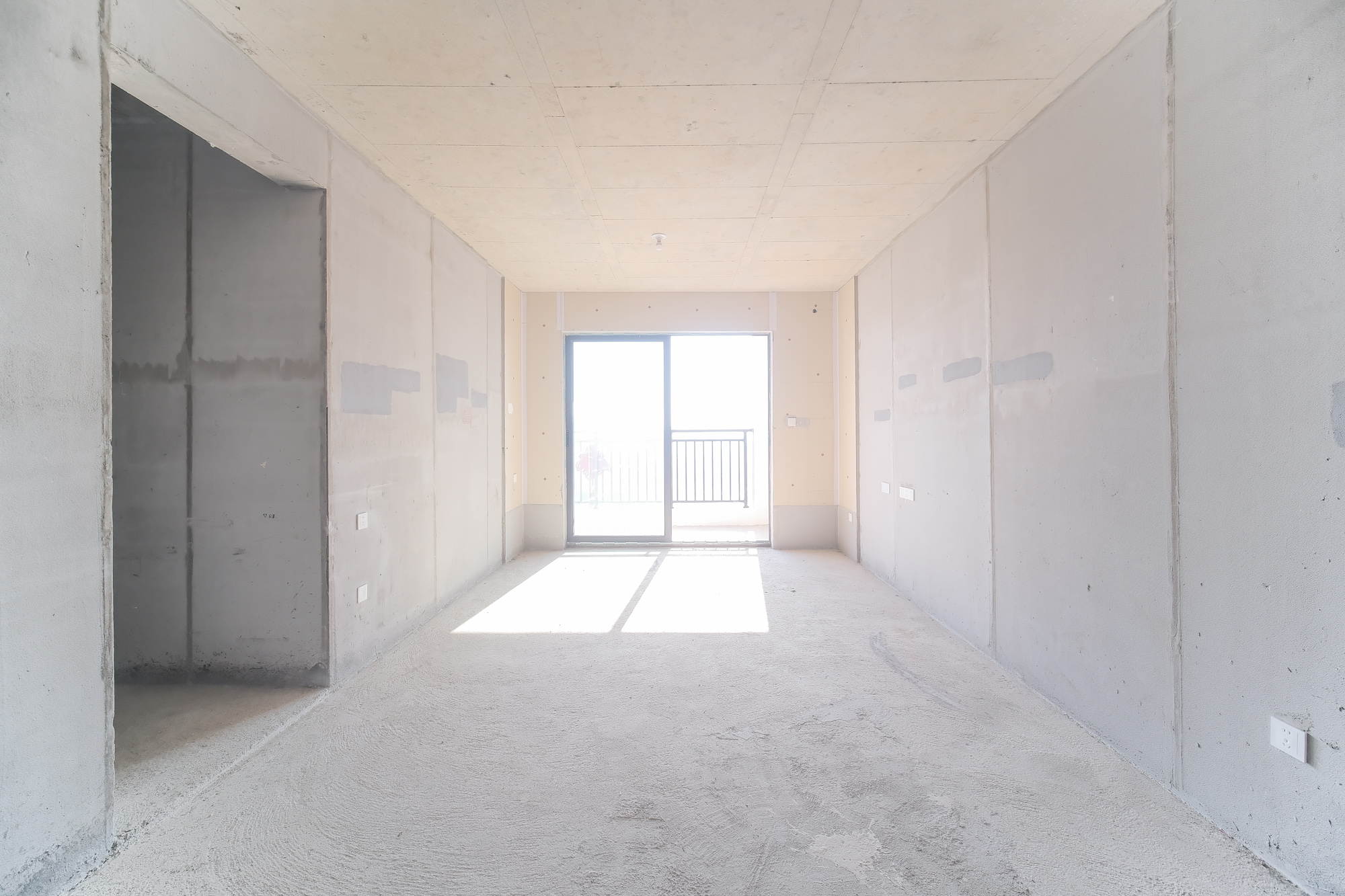 和顺府 4室2厅2卫 98.0万 和顺府 4室2厅2卫 98.0万客厅