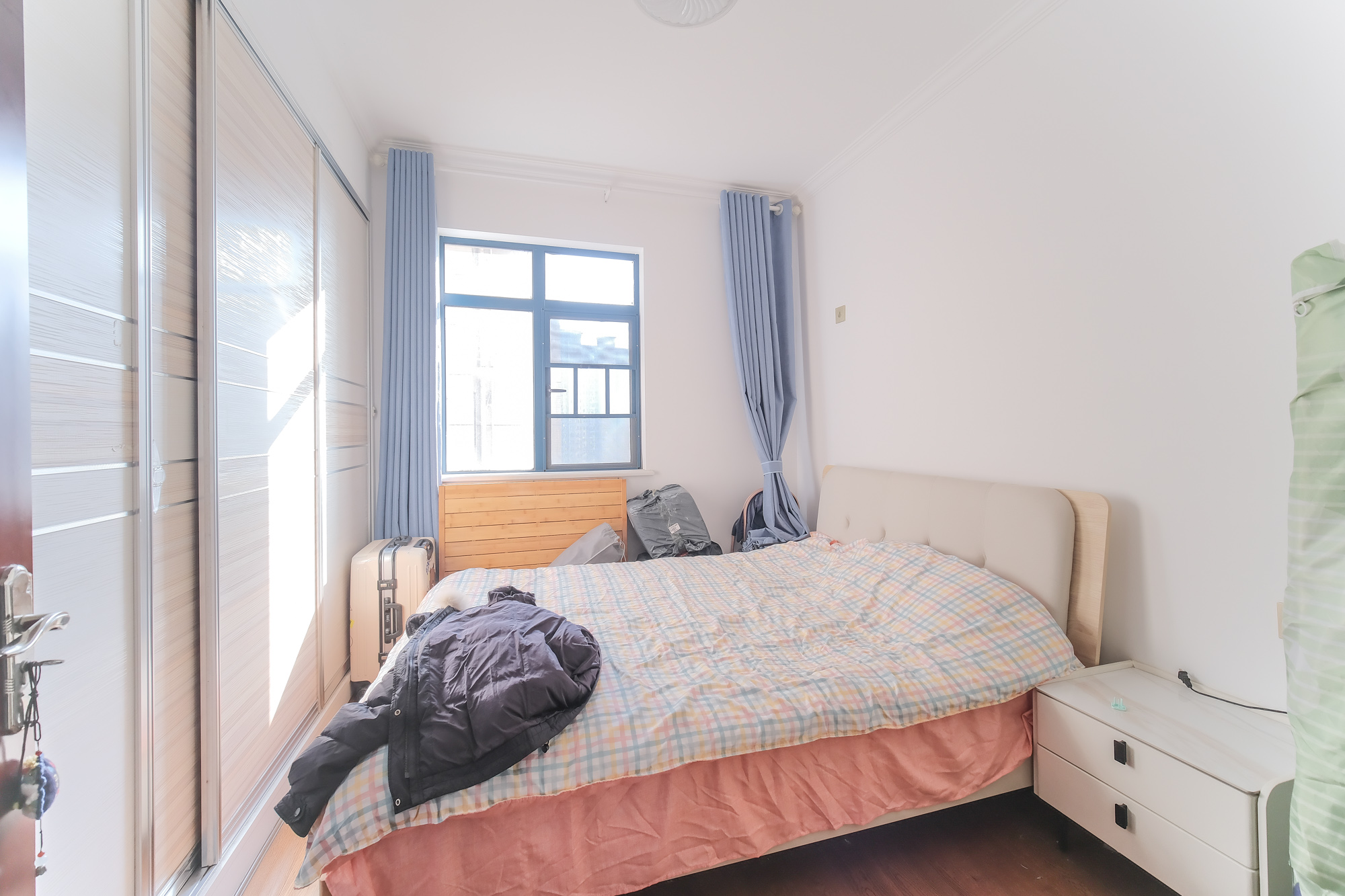 筑梦星园 4室2厅2卫 91.8万 筑梦星园 4室2厅2卫 91.8万卧室