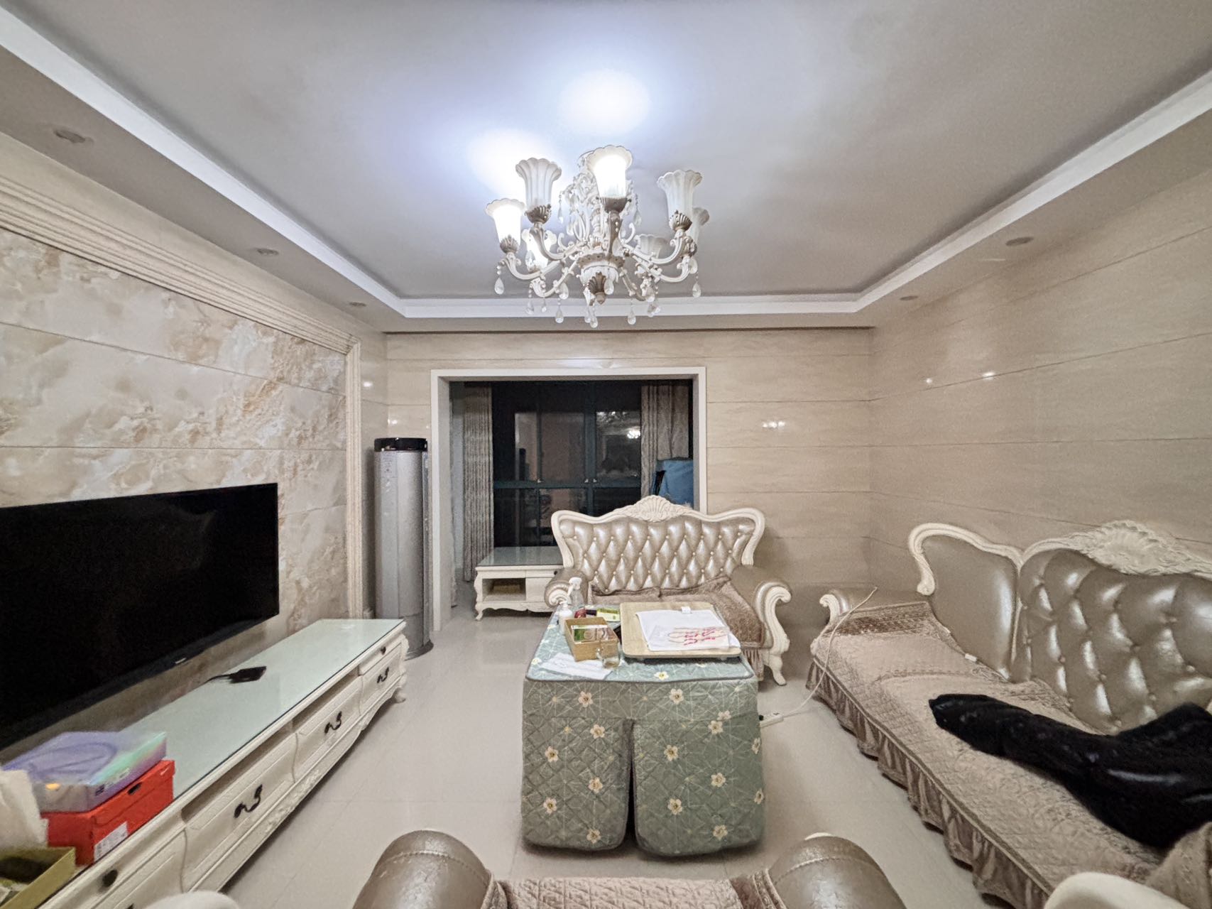 经世皇城 4室2厅2卫 89.0万 经世皇城 4室2厅2卫 89.0万室内图