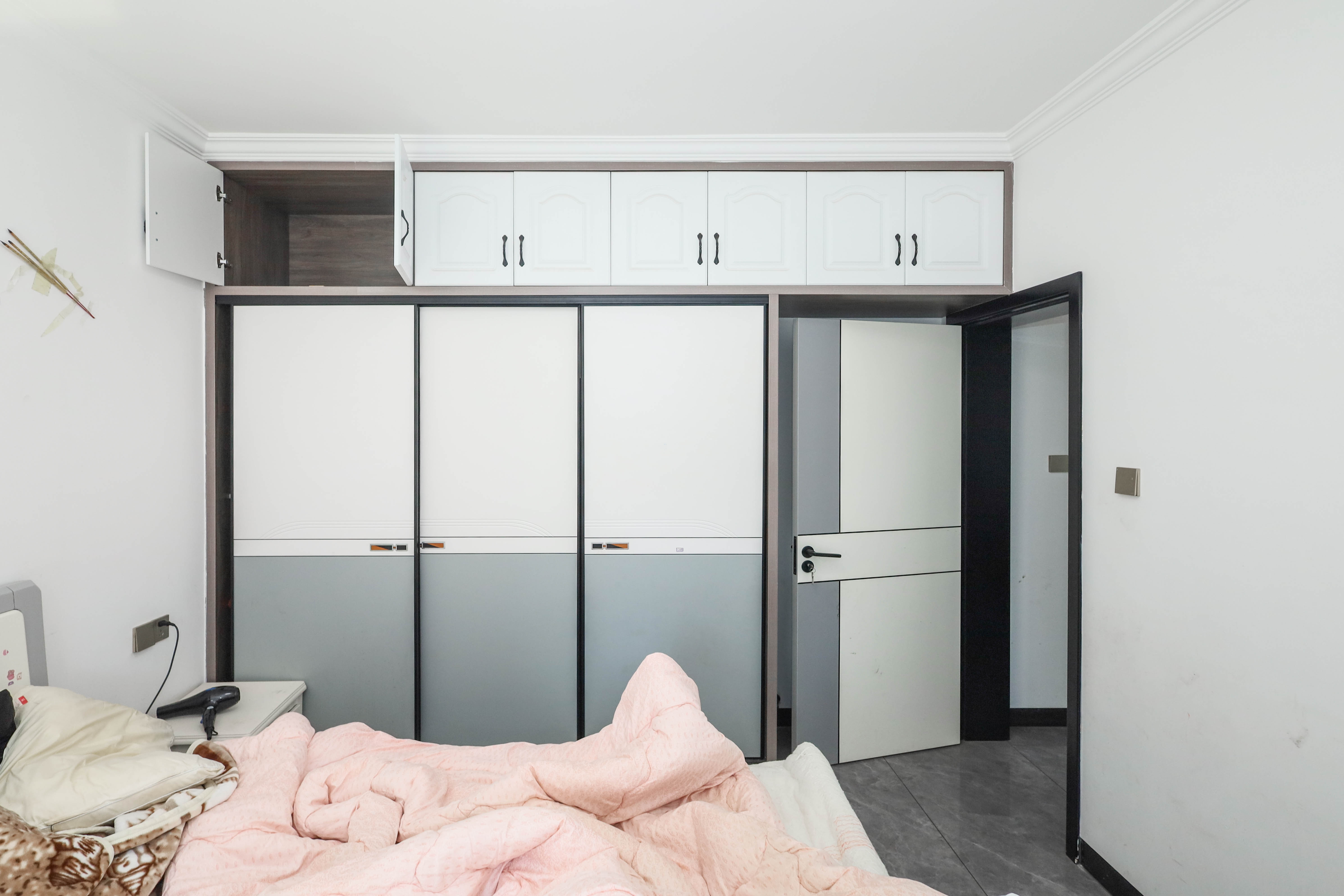 和润园三期 3室2厅1卫 78.0万 和润园三期 3室2厅1卫 78.0万卧室